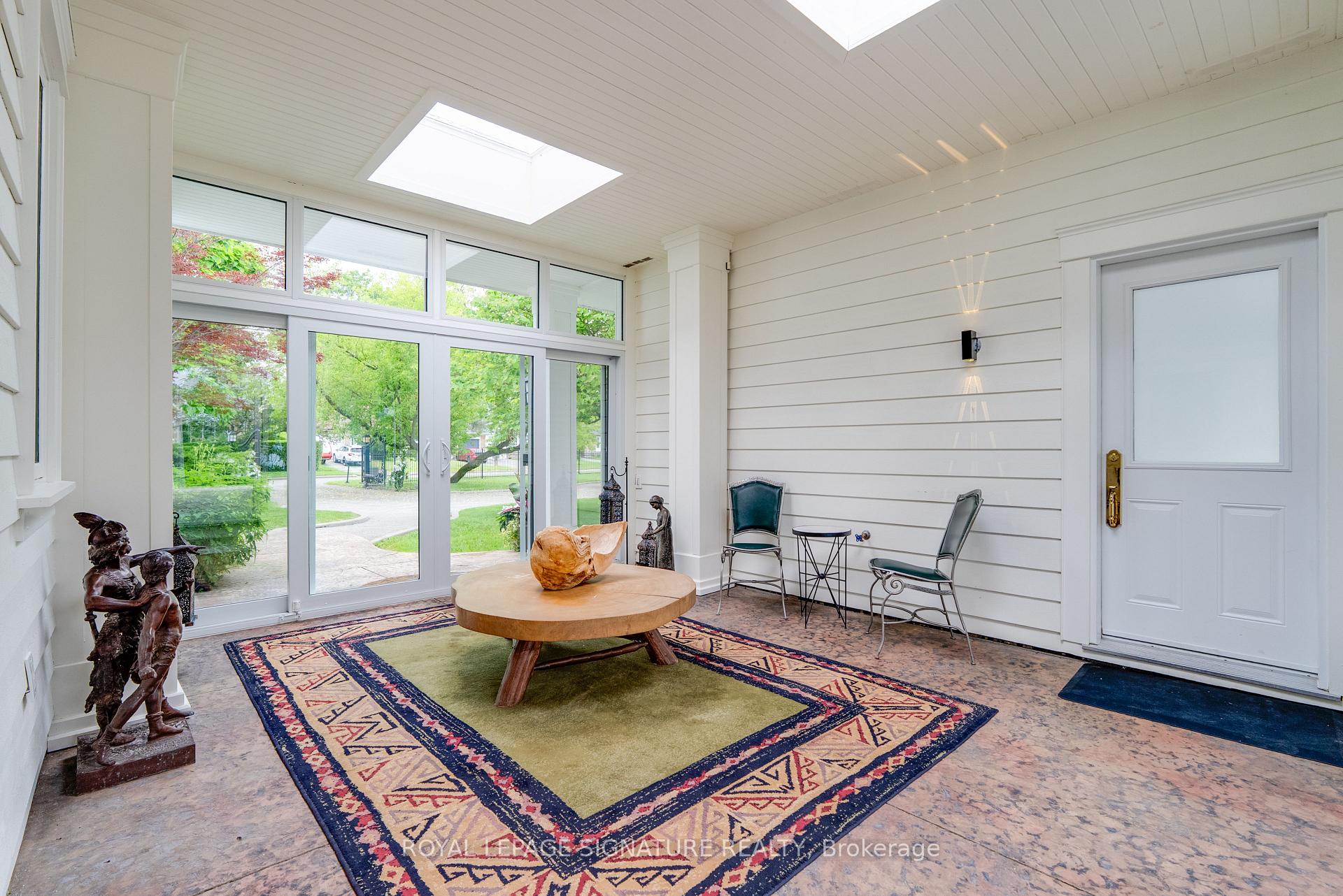 Photo 15 of 220 Greyabbey Trail, Scarborough, Guildwood — HOMEH