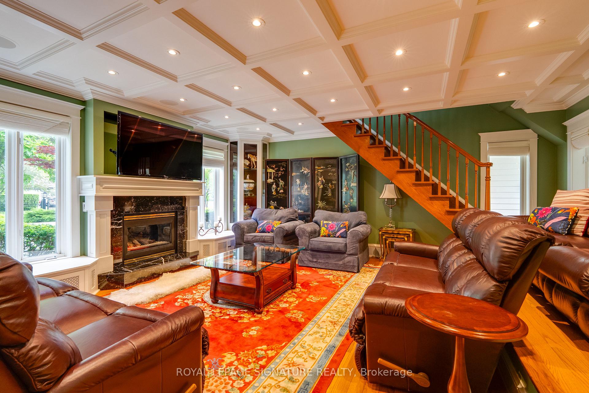 Photo 18 of 220 Greyabbey Trail, Scarborough, Guildwood — HOMEH