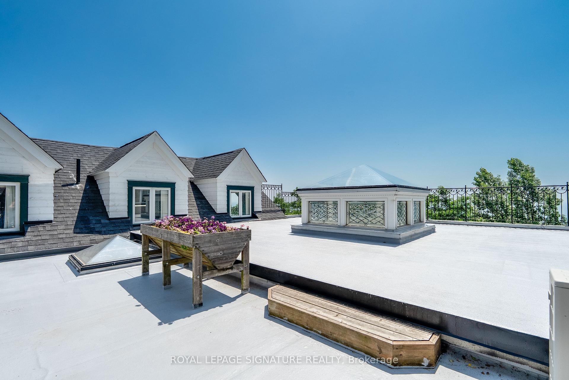 Photo 27 of 220 Greyabbey Trail, Scarborough, Guildwood — HOMEH