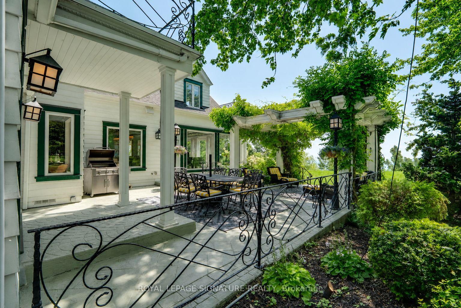 Photo 43 of 220 Greyabbey Trail, Scarborough, Guildwood — HOMEH