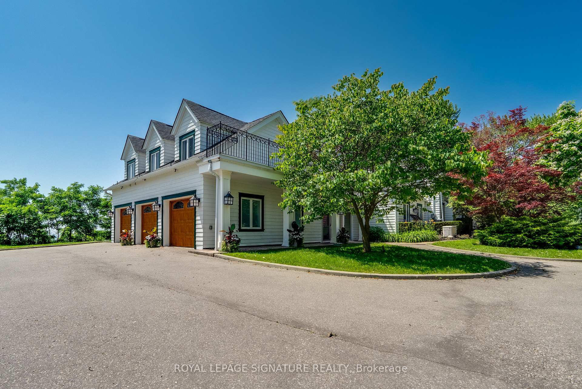 Photo 47 of 220 Greyabbey Trail, Scarborough, Guildwood — HOMEH