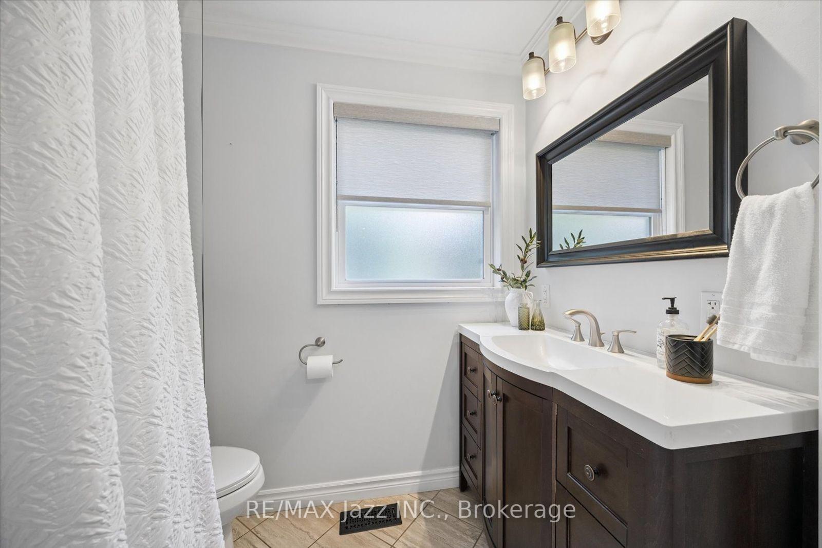 Photo 18 of 793 Grierson Street, Oshawa, Centennial — HOMEH