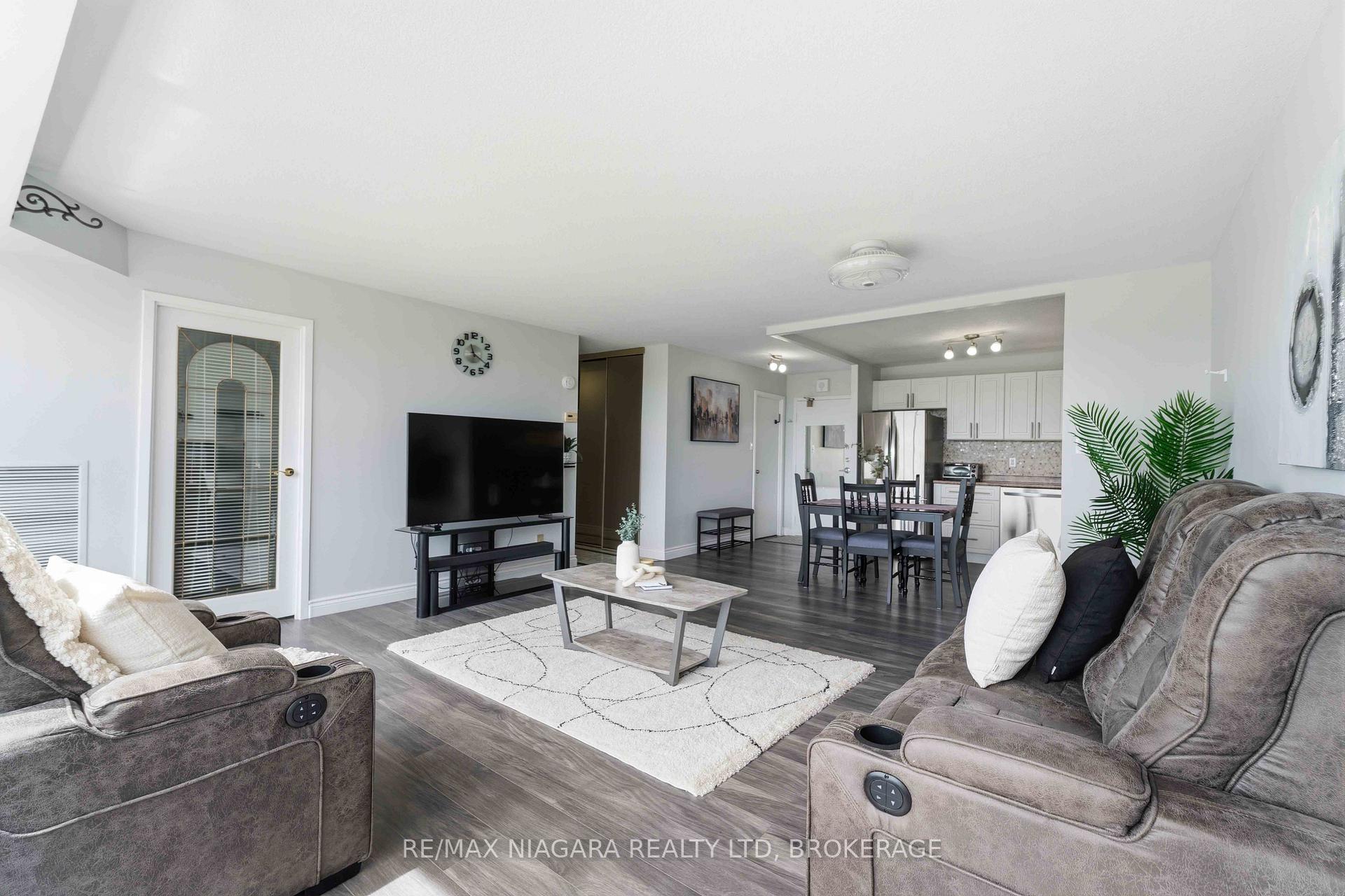 Photo 5 of Unit 1207, 7 Gale Crescent, St. Catharines, E. Chester — HOMEH