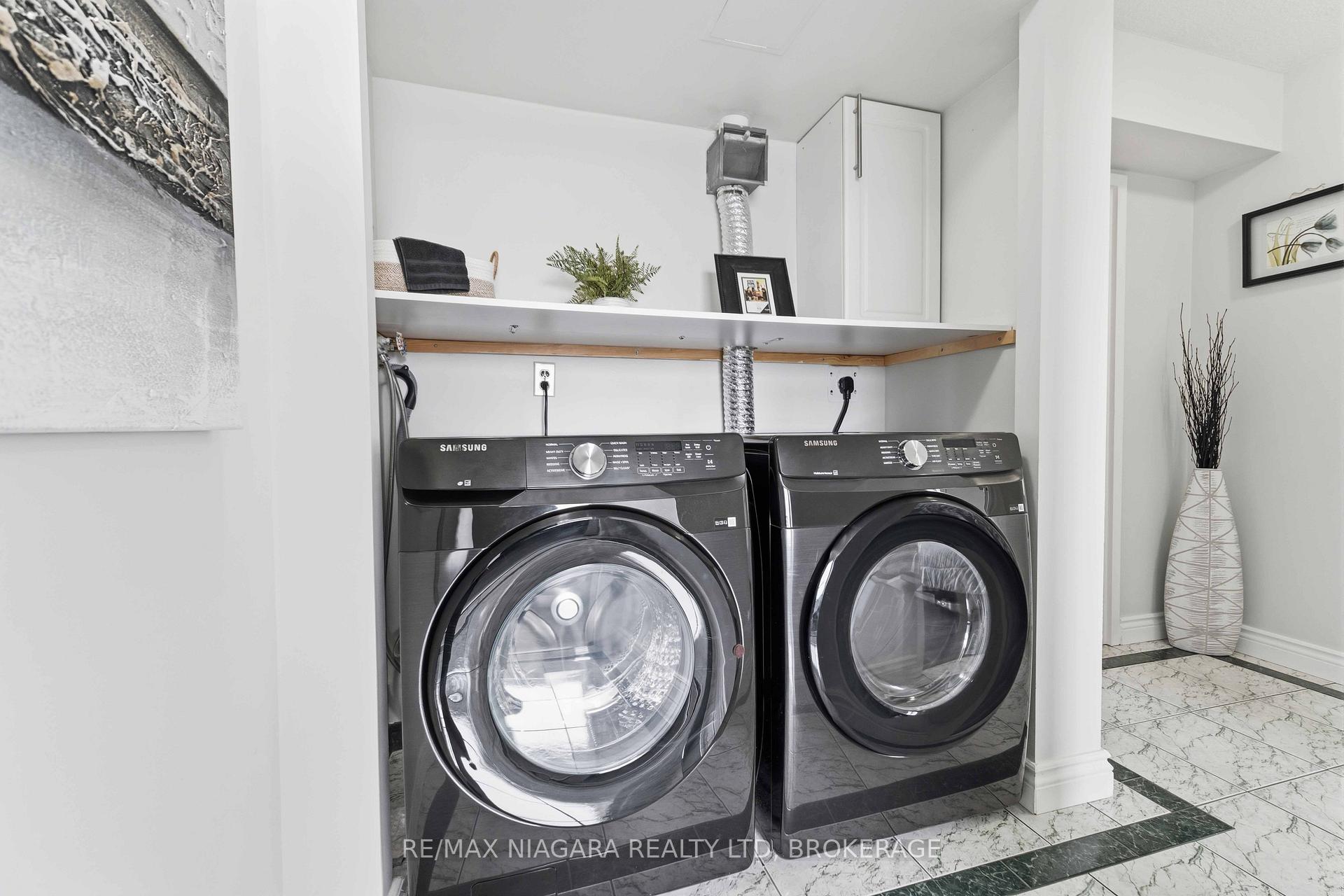 Photo 13 of Unit 1207, 7 Gale Crescent, St. Catharines, E. Chester — HOMEH