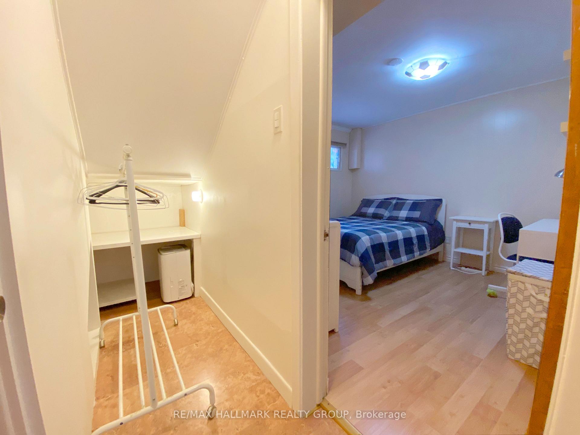 Photo 23 of Unit B, 668 Morin Street, Ottawa, Castle Heights — HOMEH