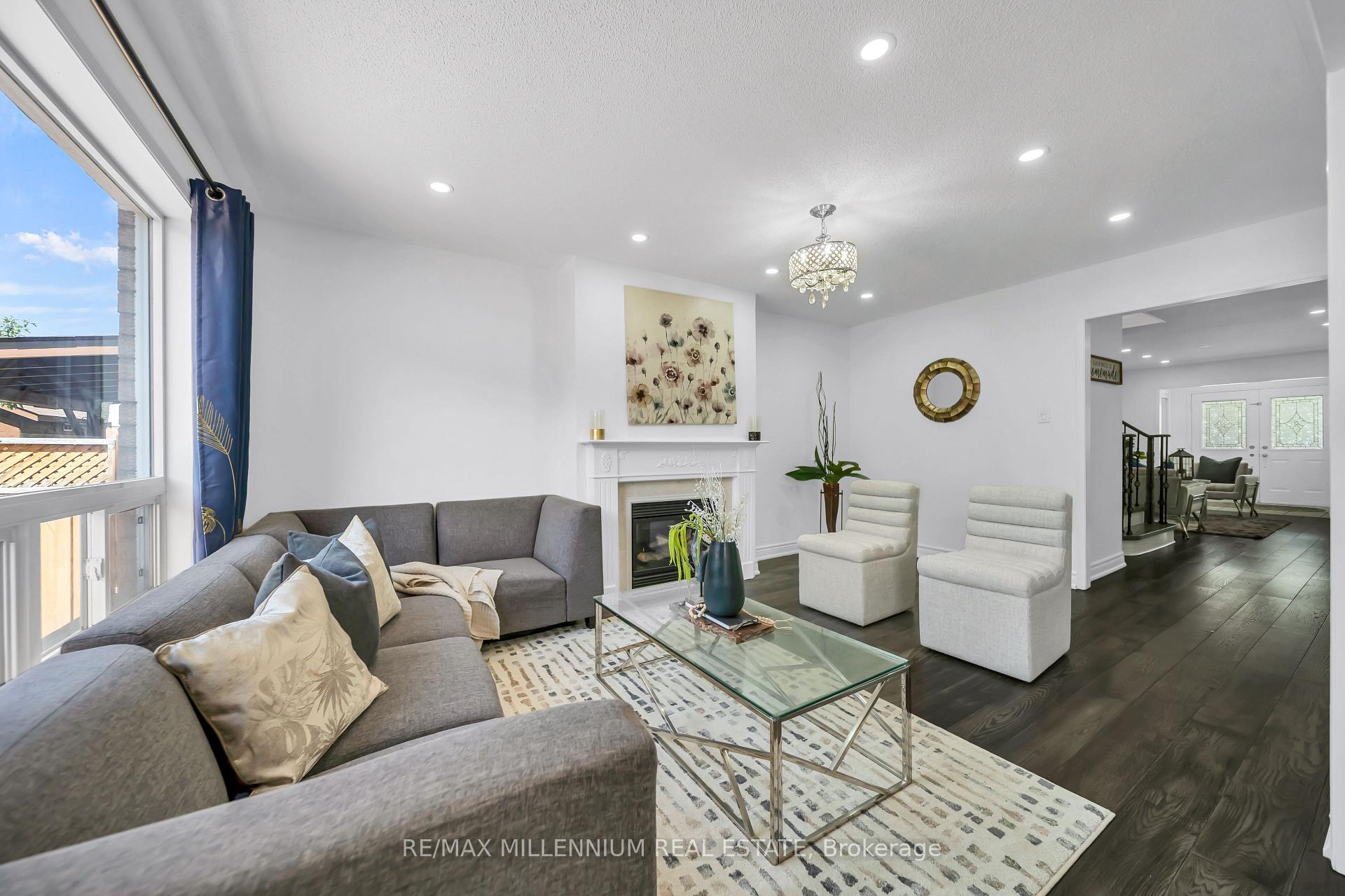 Photo 14 of 36 Allangrove Drive, Brampton, Fletcher's Meadow — HOMEH