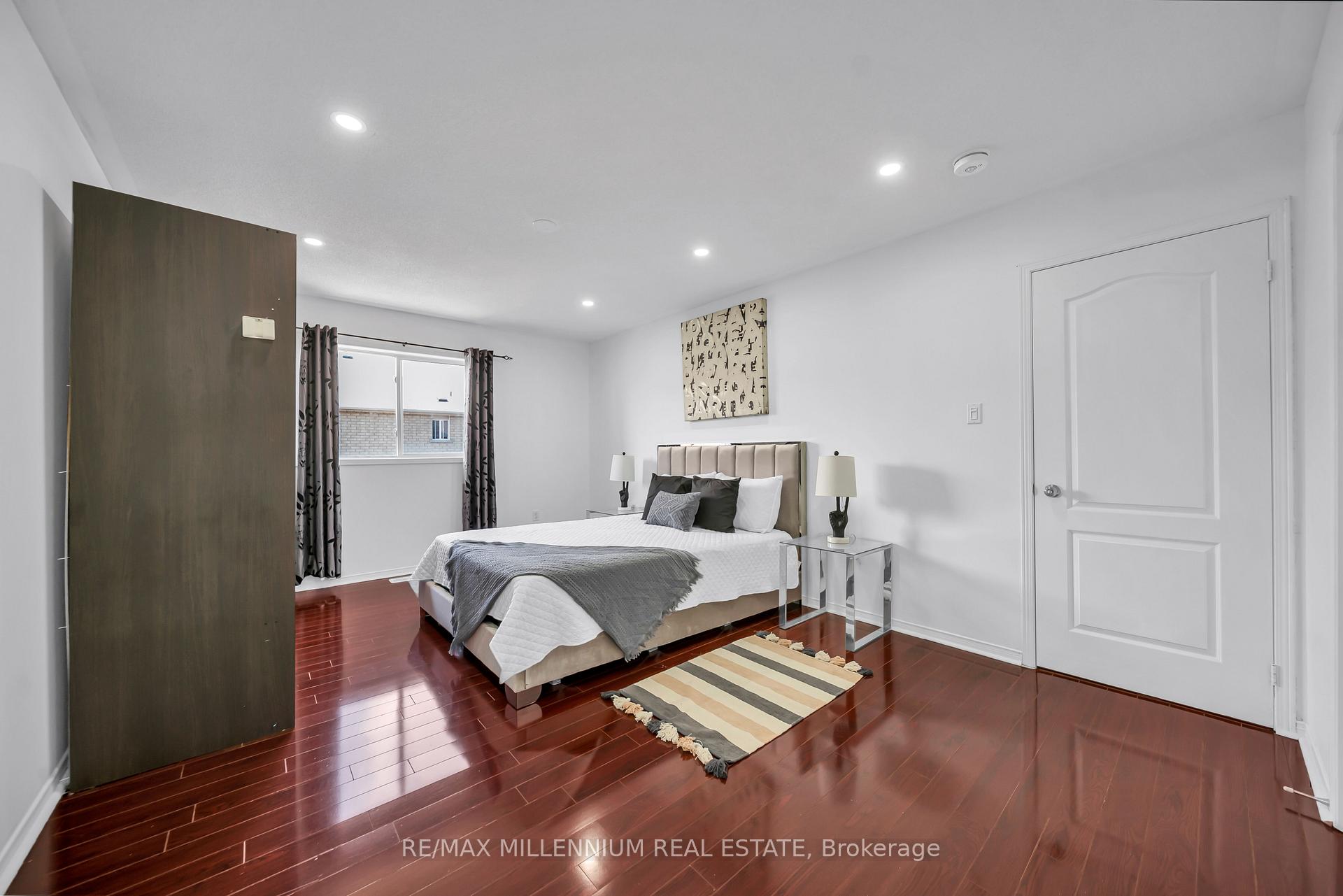Photo 27 of 36 Allangrove Drive, Brampton, Fletcher's Meadow — HOMEH