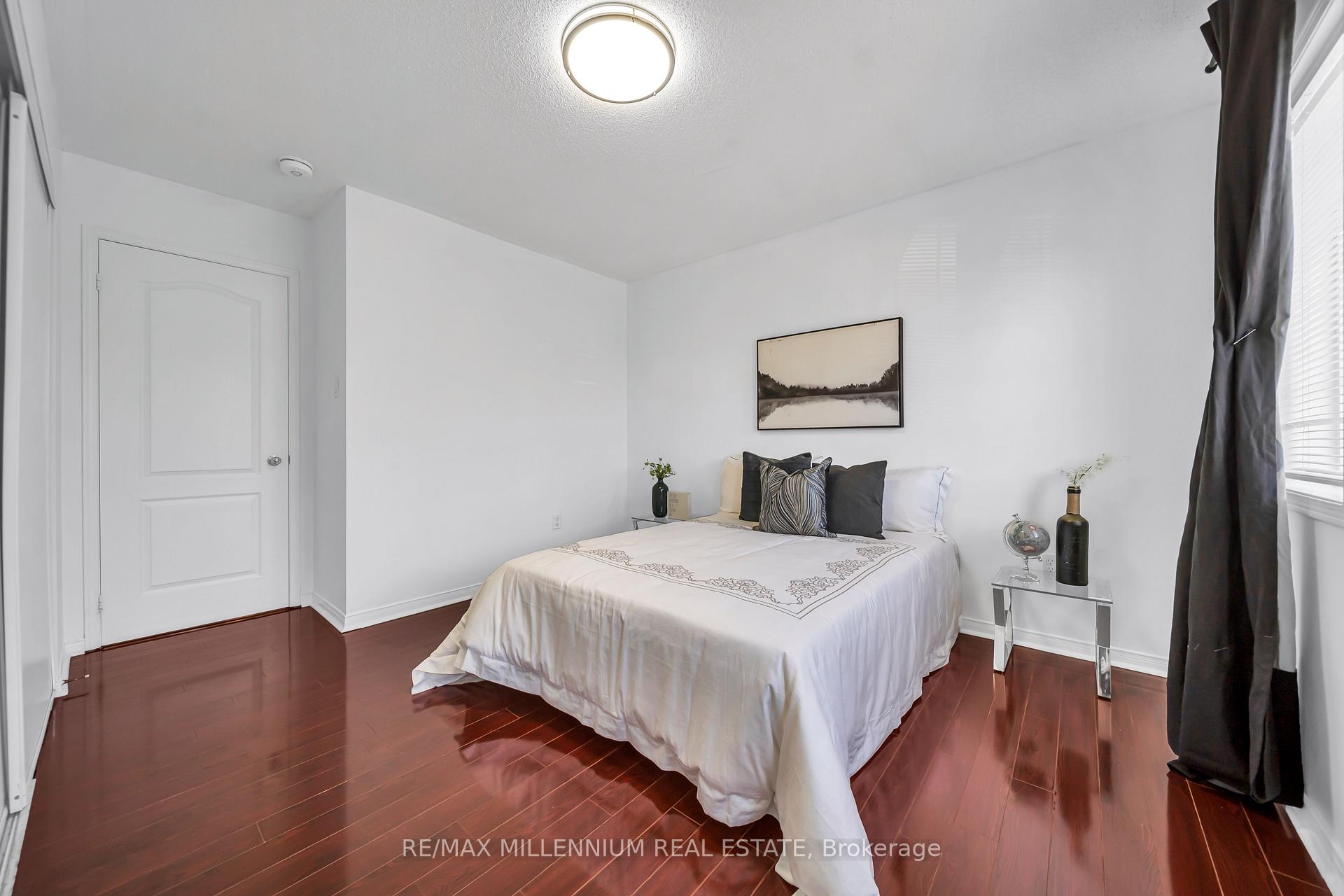 Photo 35 of 36 Allangrove Drive, Brampton, Fletcher's Meadow — HOMEH