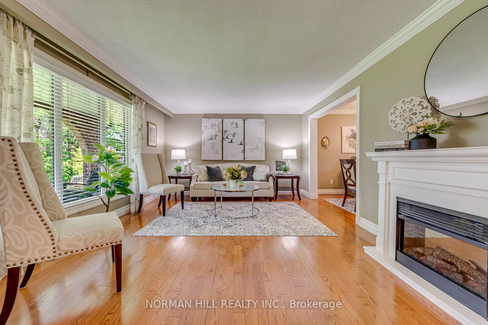 Photo 6 of 2491 Woburn Crescent, Oakville, West — HOMEH