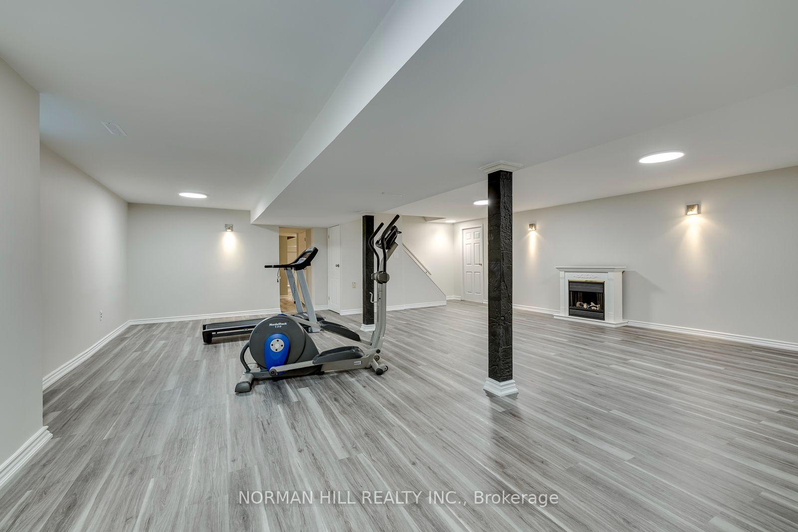 Photo 48 of 2491 Woburn Crescent, Oakville, West — HOMEH