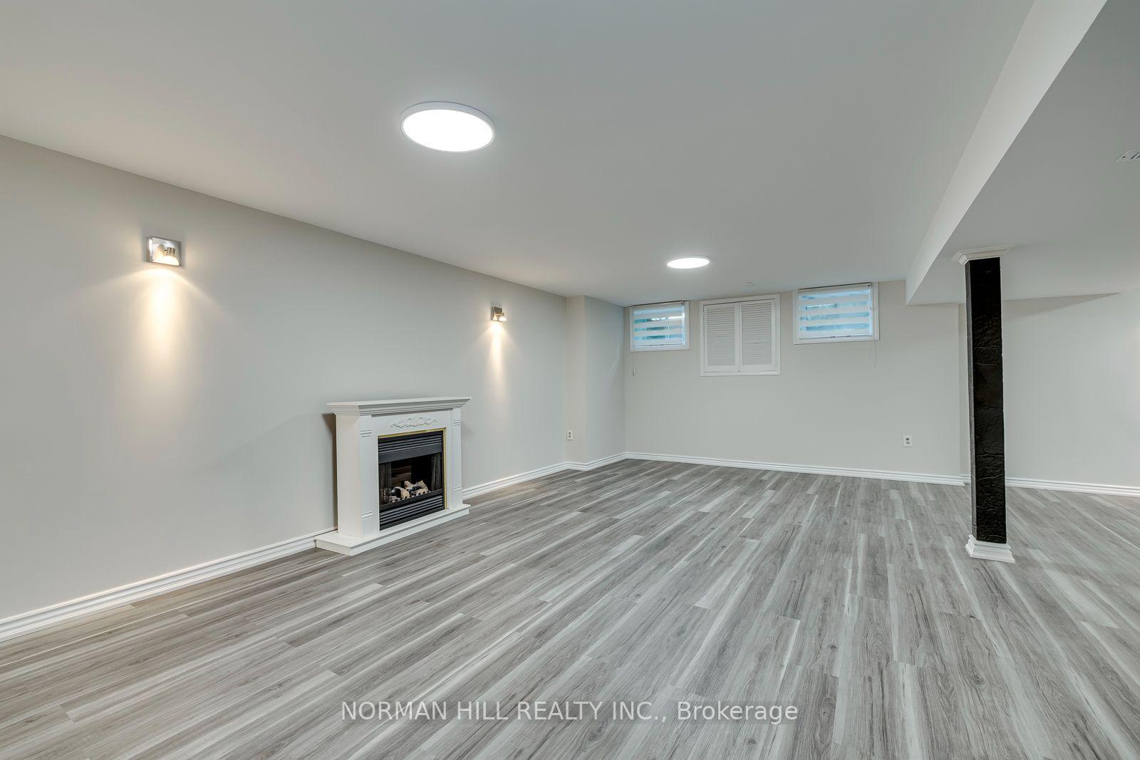 Photo 49 of 2491 Woburn Crescent, Oakville, West — HOMEH