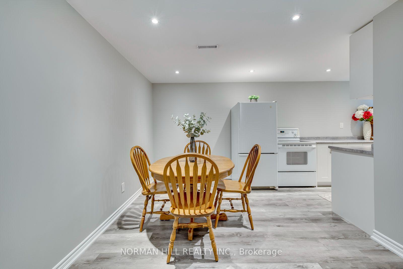 Photo 54 of 2491 Woburn Crescent, Oakville, West — HOMEH