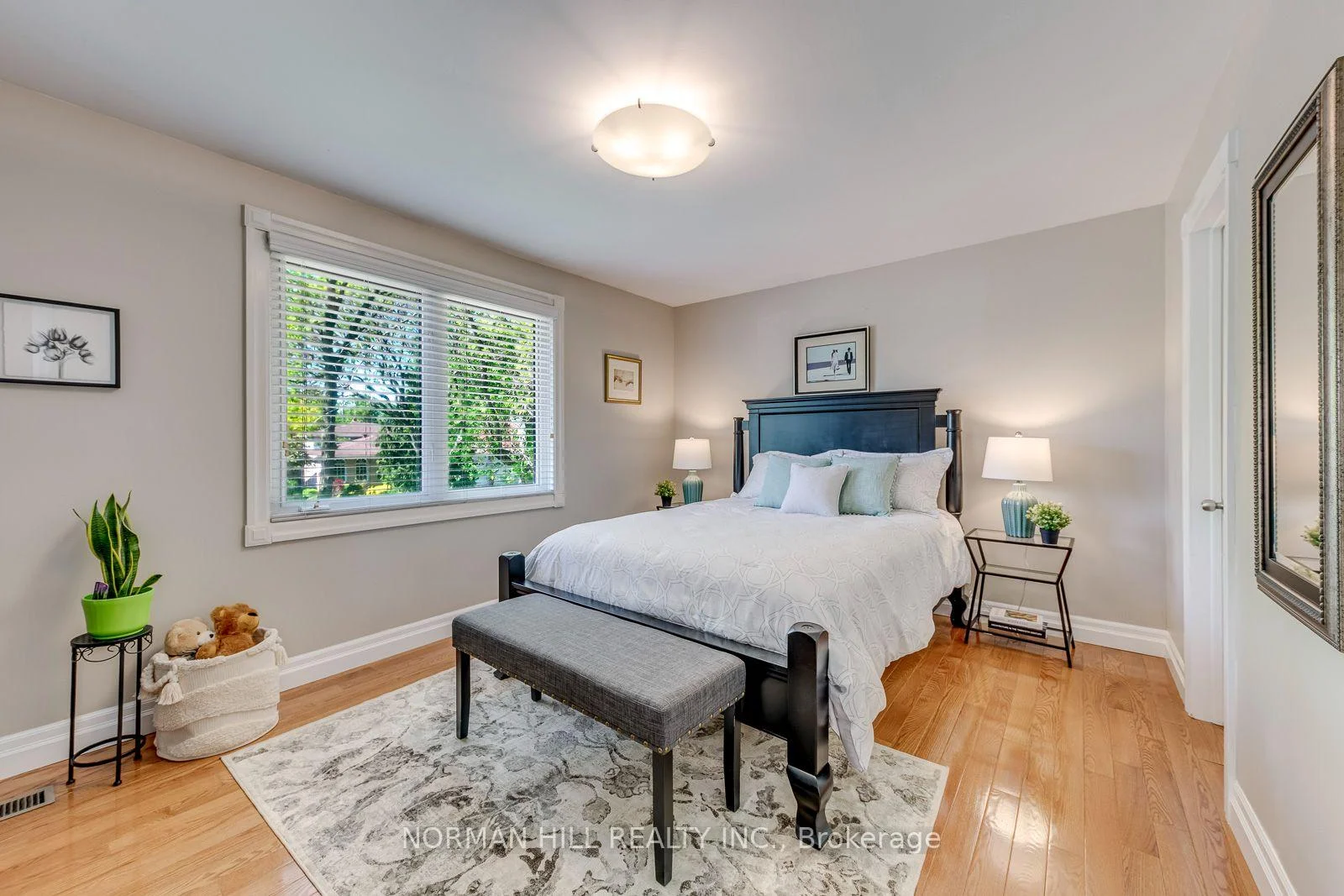 Photo 37 of 2491 Woburn Crescent, Oakville, West — HOMEH