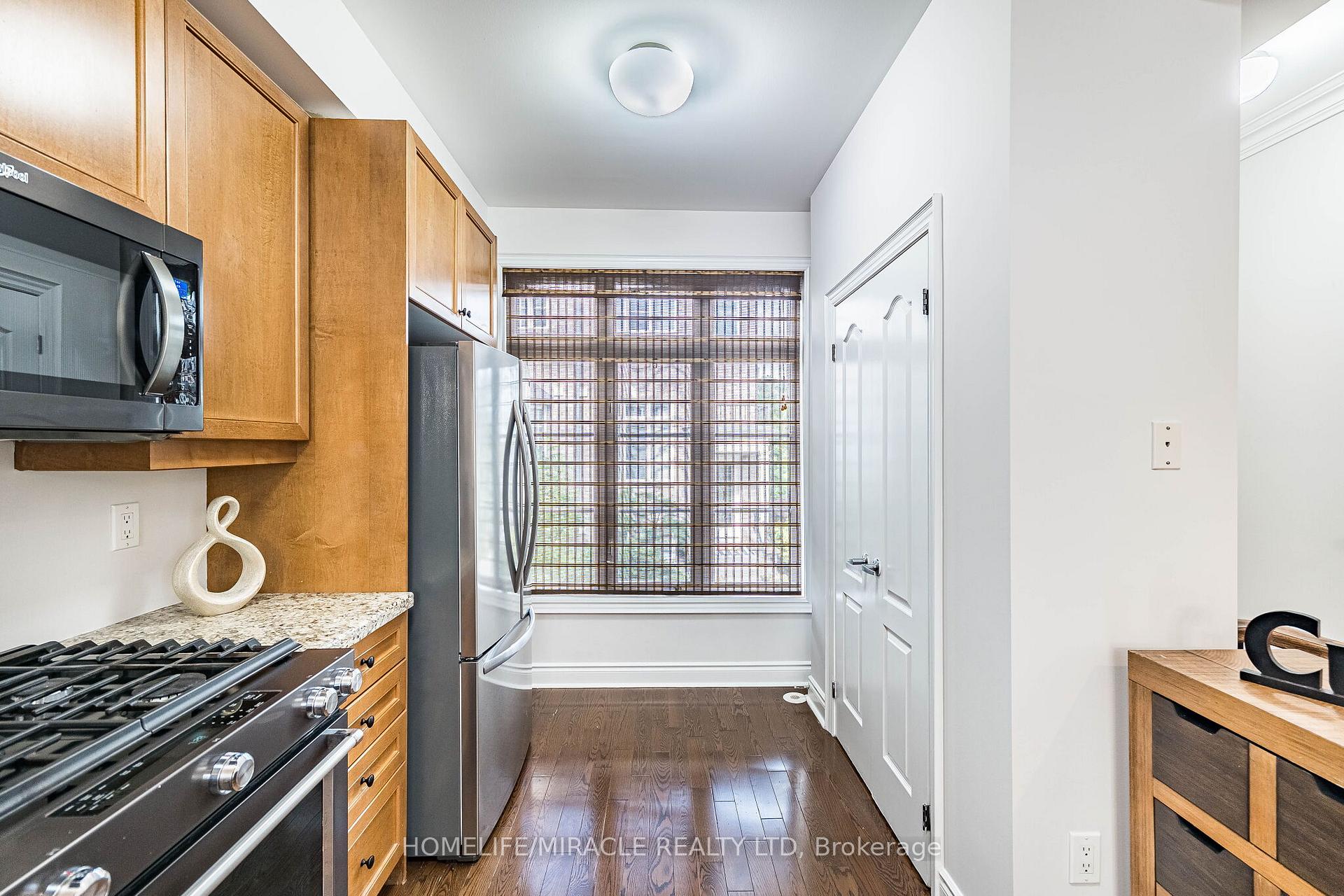 Photo 19 of Unit 1, 265 Van Dusen Boulevard, Etobicoke, Islington-City Centre West — HOMEH