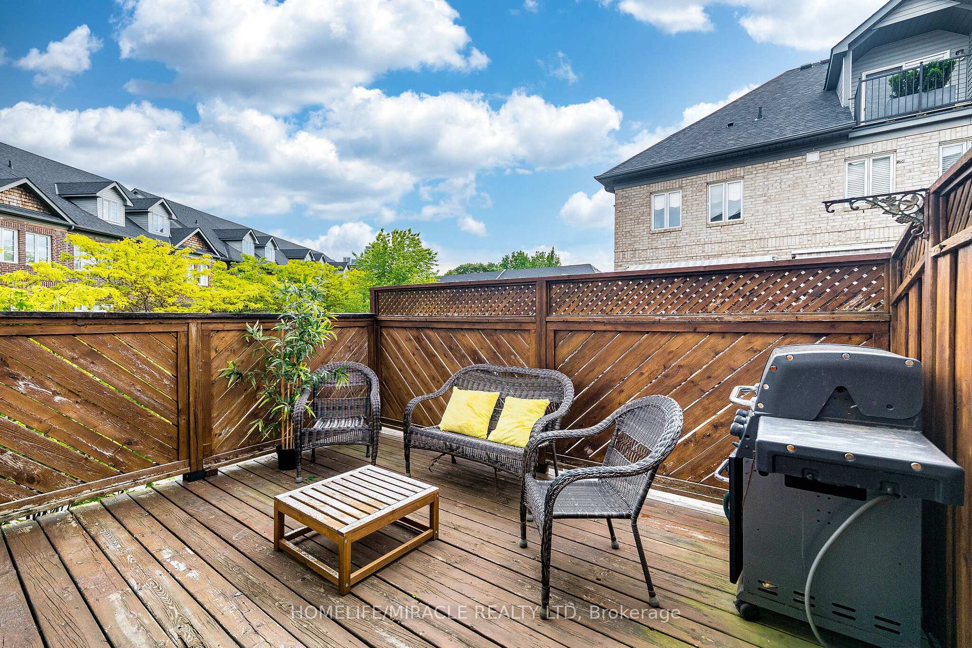 Photo 26 of Unit 1, 265 Van Dusen Boulevard, Etobicoke, Islington-City Centre West — HOMEH