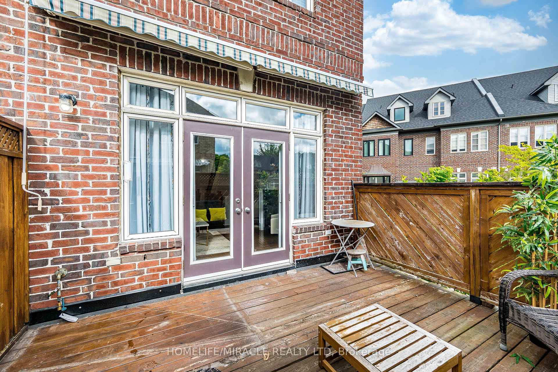 Photo 27 of Unit 1, 265 Van Dusen Boulevard, Etobicoke, Islington-City Centre West — HOMEH