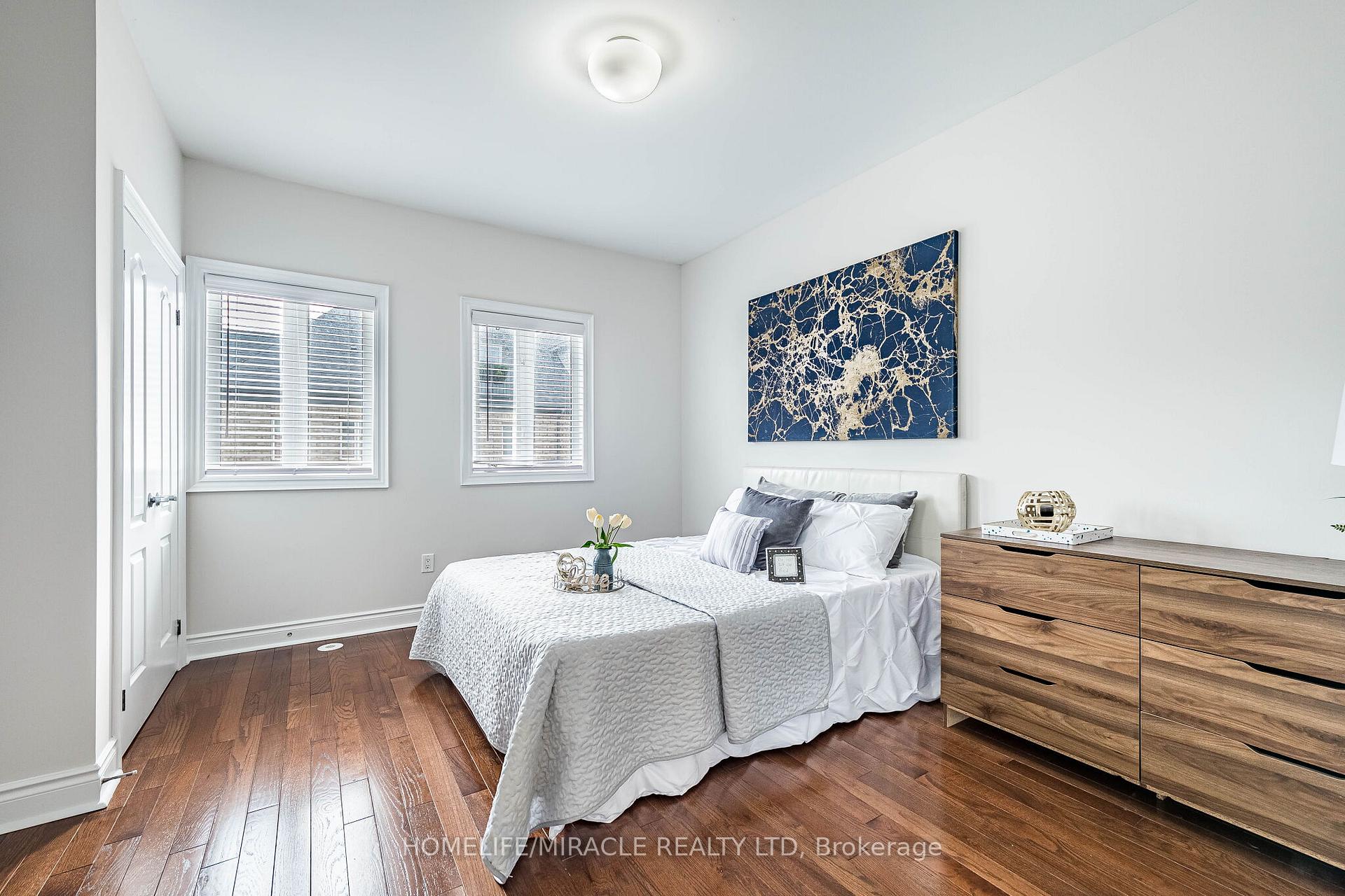Photo 31 of Unit 1, 265 Van Dusen Boulevard, Etobicoke, Islington-City Centre West — HOMEH