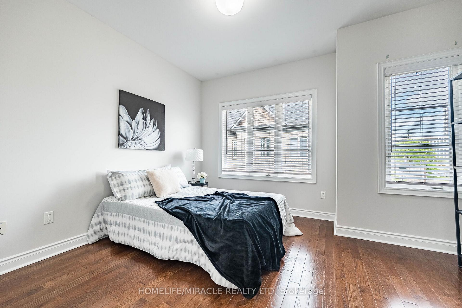 Photo 33 of Unit 1, 265 Van Dusen Boulevard, Etobicoke, Islington-City Centre West — HOMEH