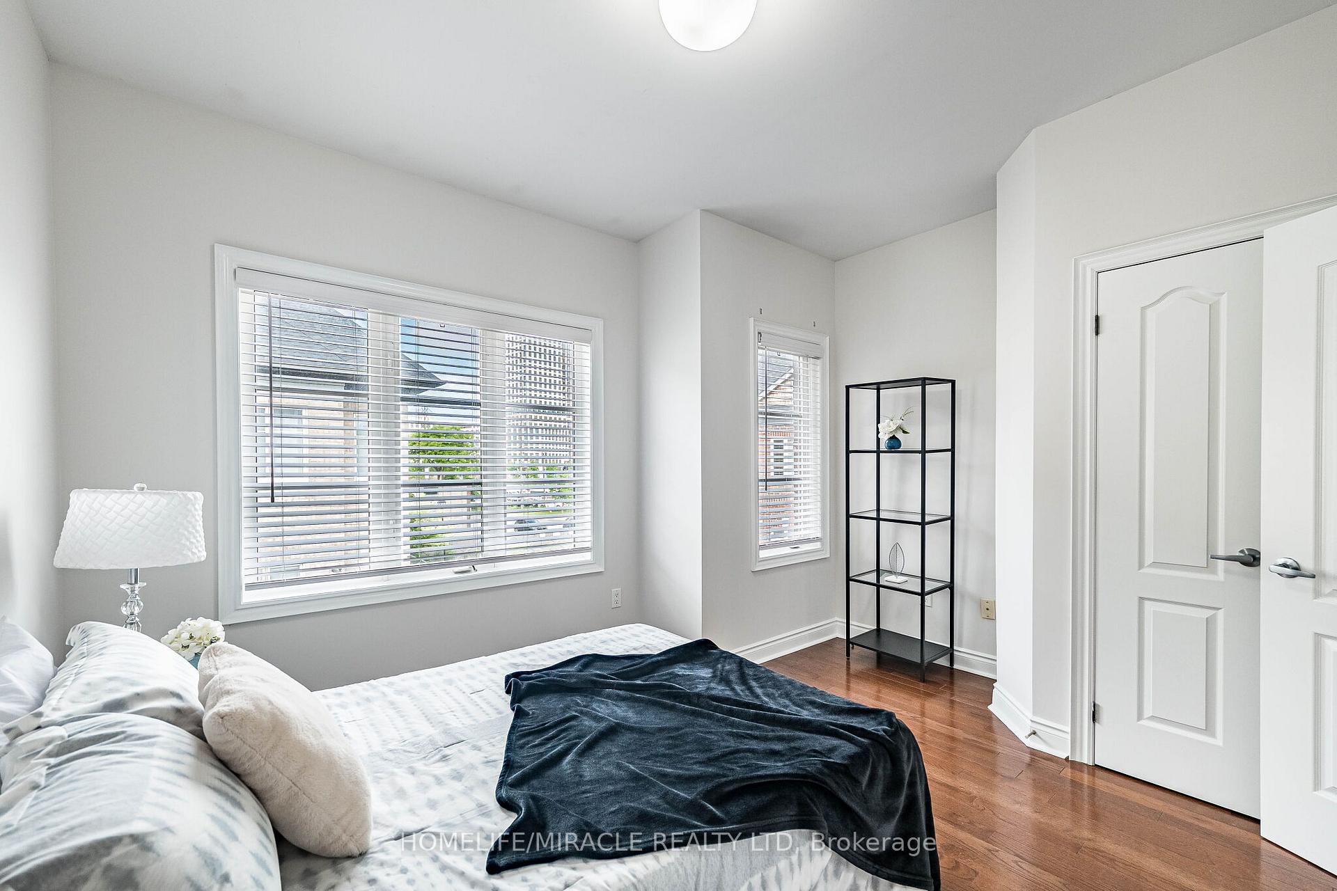 Photo 34 of Unit 1, 265 Van Dusen Boulevard, Etobicoke, Islington-City Centre West — HOMEH