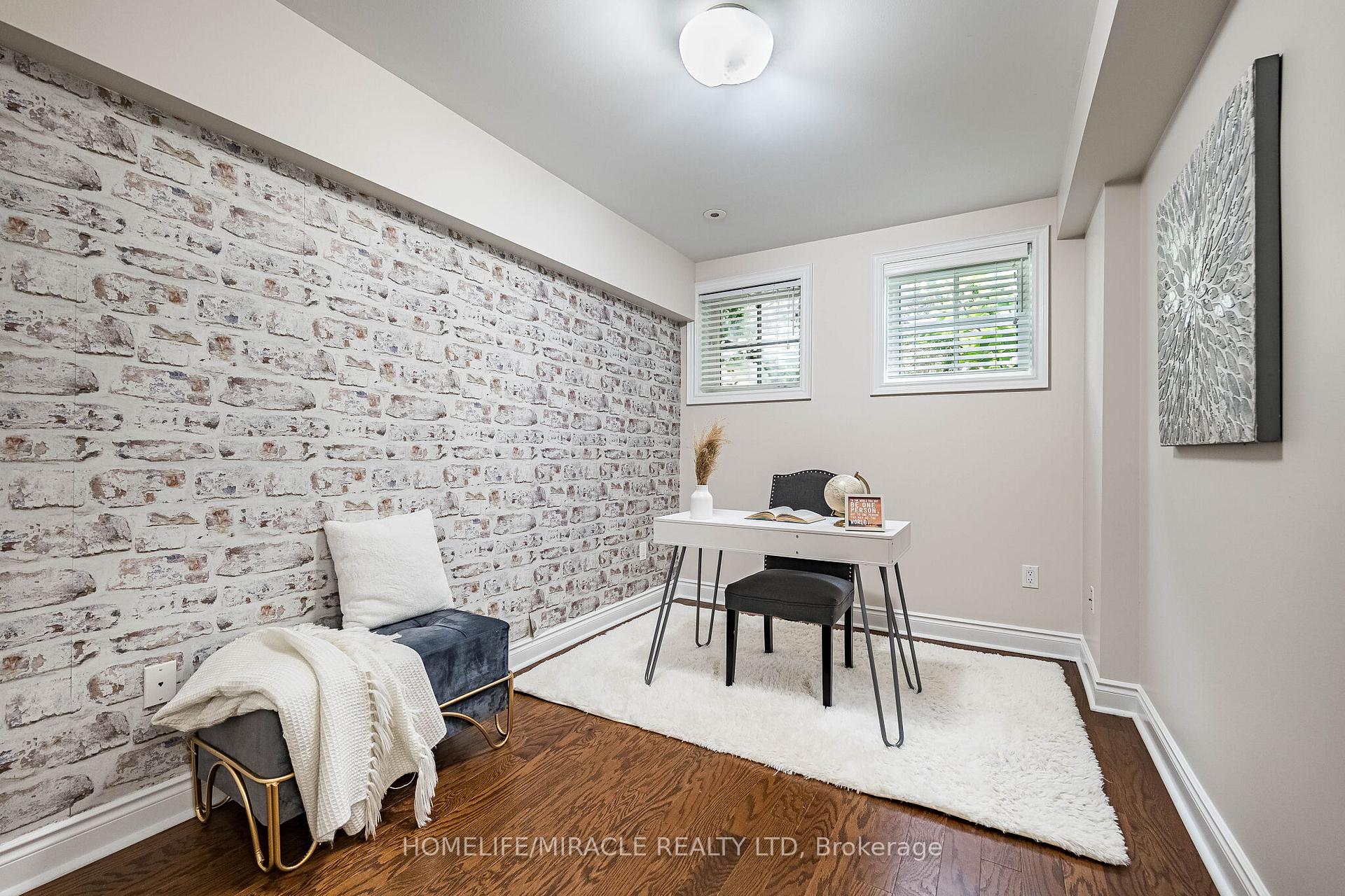 Photo 39 of Unit 1, 265 Van Dusen Boulevard, Etobicoke, Islington-City Centre West — HOMEH