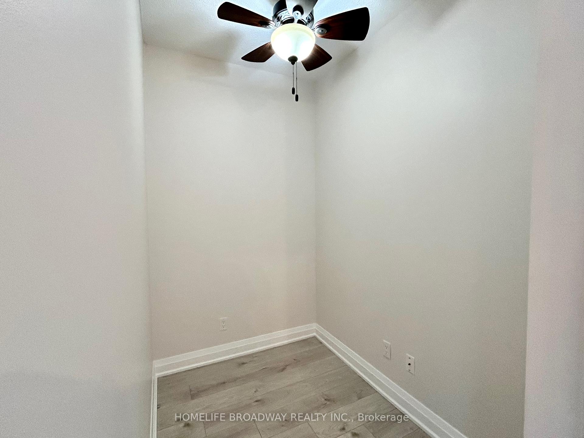 Photo 8 of Unit 811, 83 Redpath Avenue, Toronto, Mount Pleasant West — HOMEH