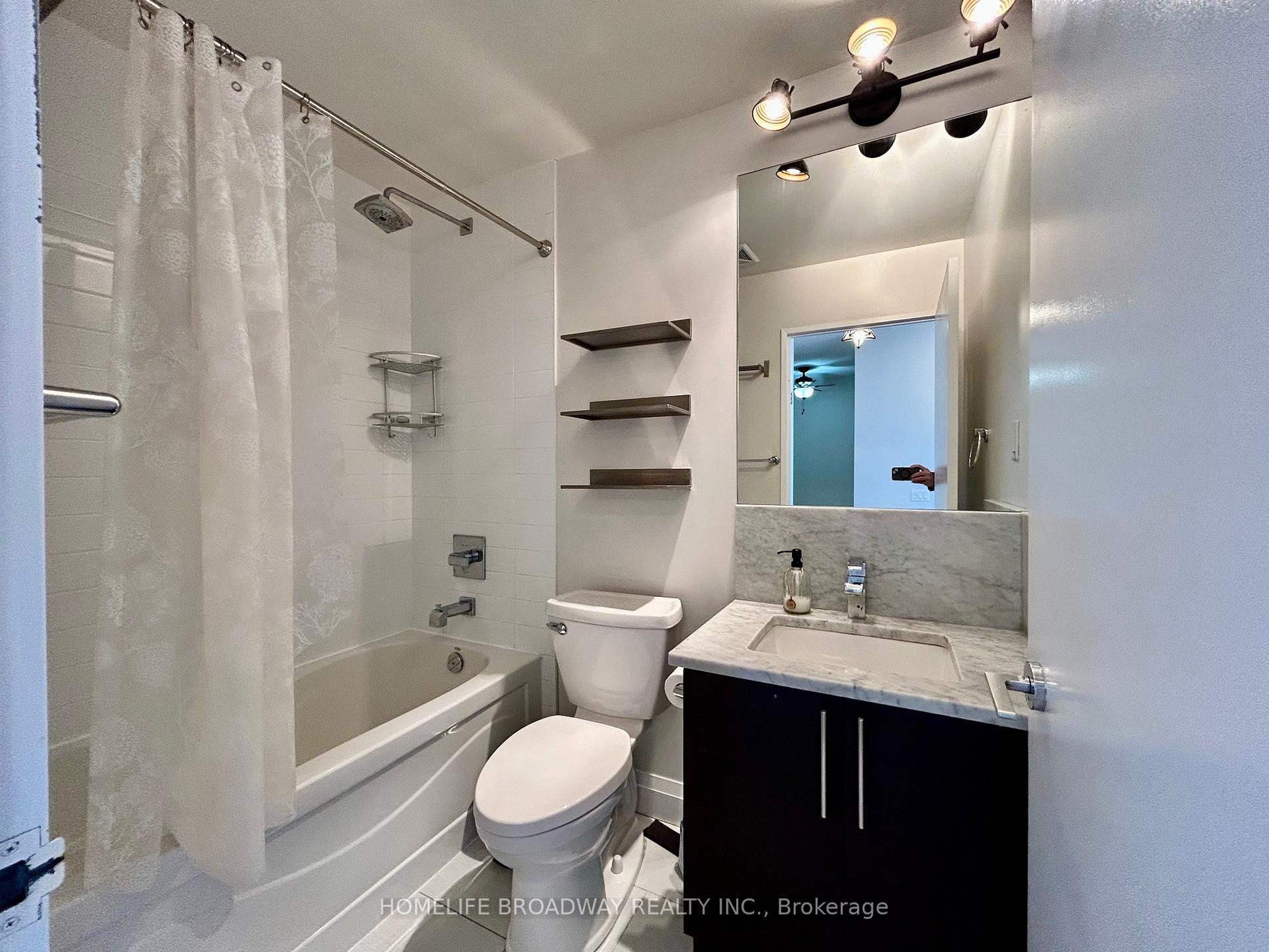 Photo 10 of Unit 811, 83 Redpath Avenue, Toronto, Mount Pleasant West — HOMEH