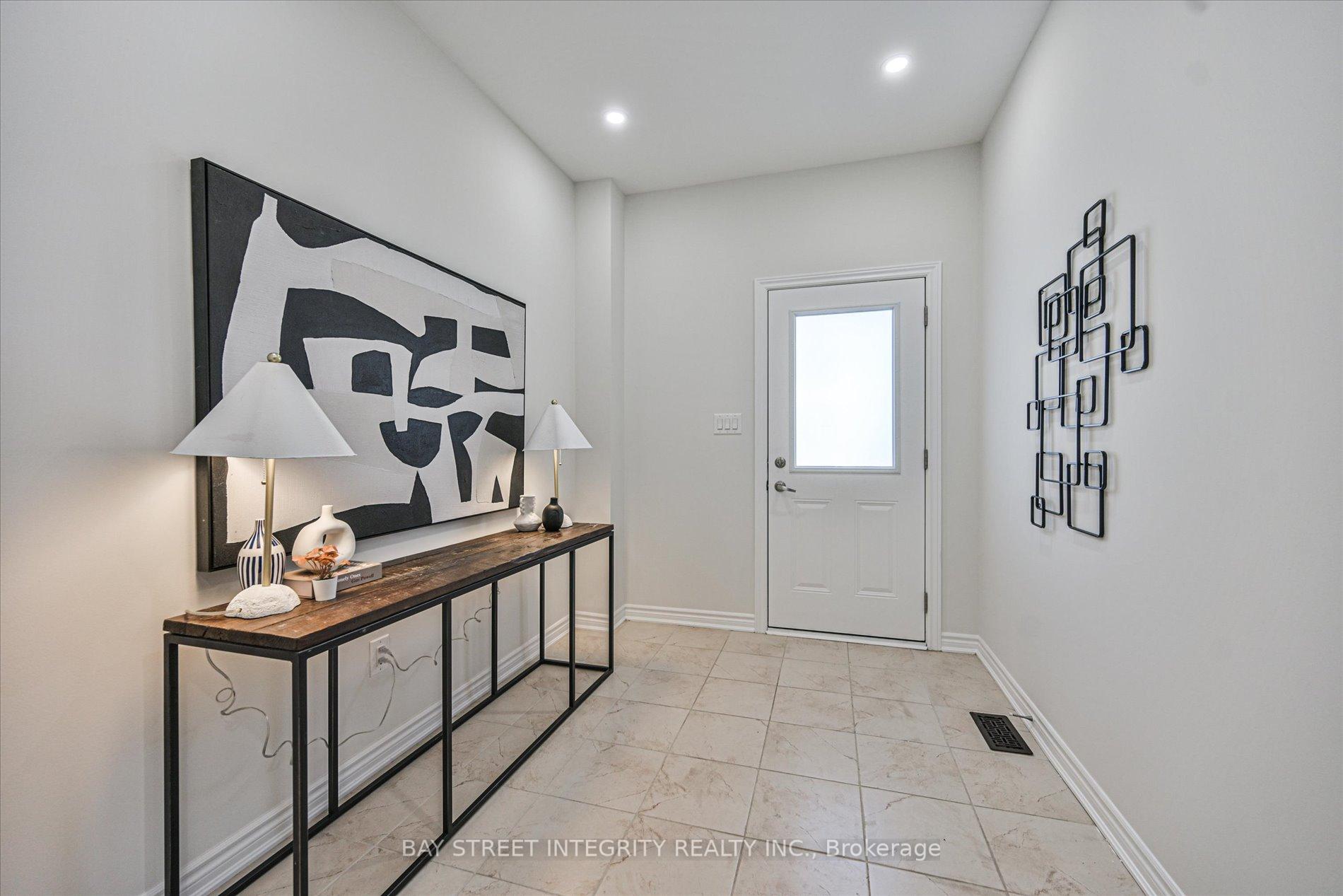 Photo 4 of 23 Chicago Lane, Markham, Wismer — HOMEH
