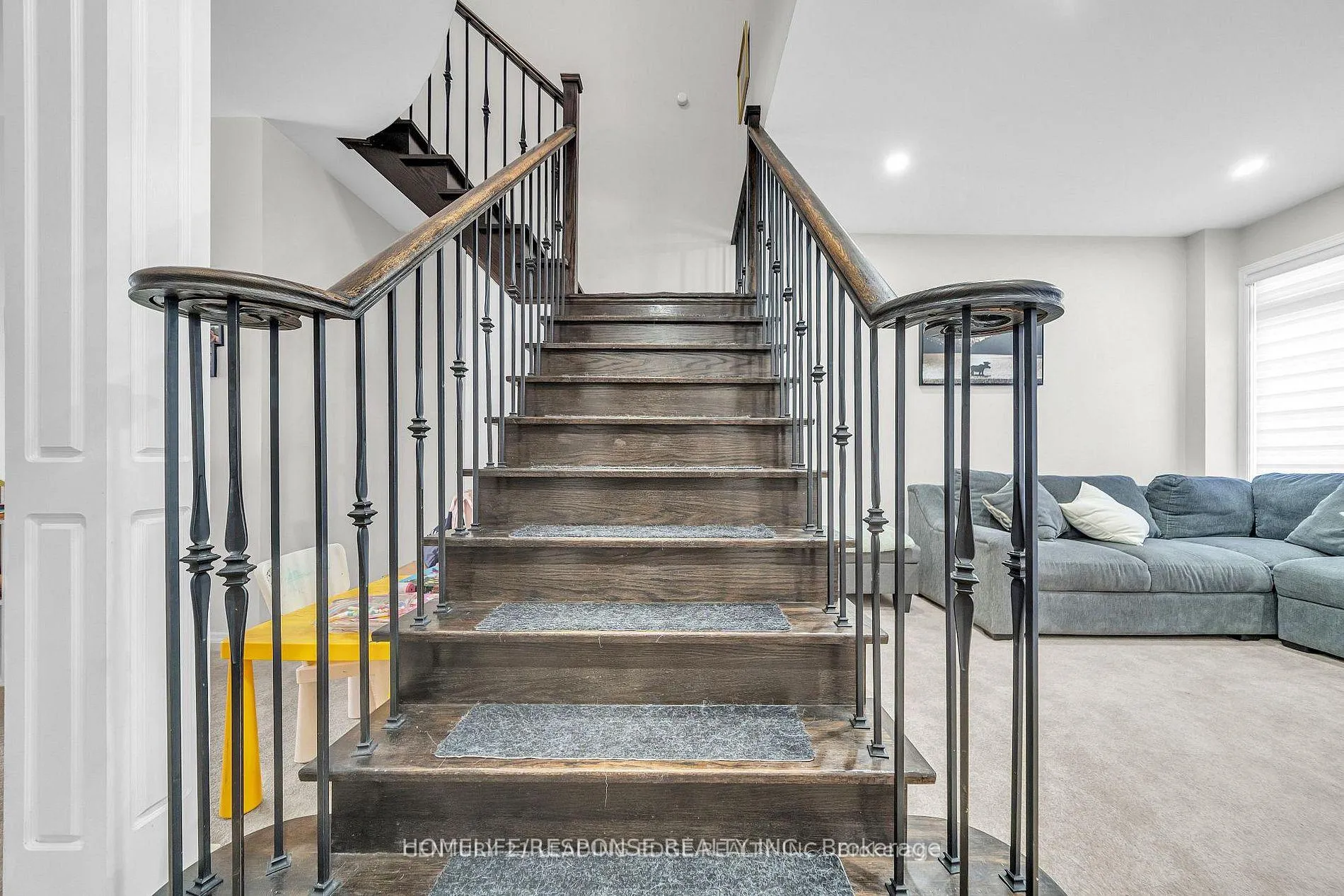 Photo 11 of 5 Gooseman Crescent, Markham, Box Grove — HOMEH