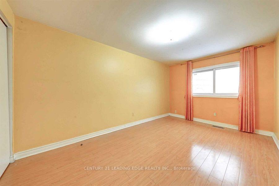 Photo 21 of 45 Burkwood Crescent, Scarborough, Malvern — HOMEH