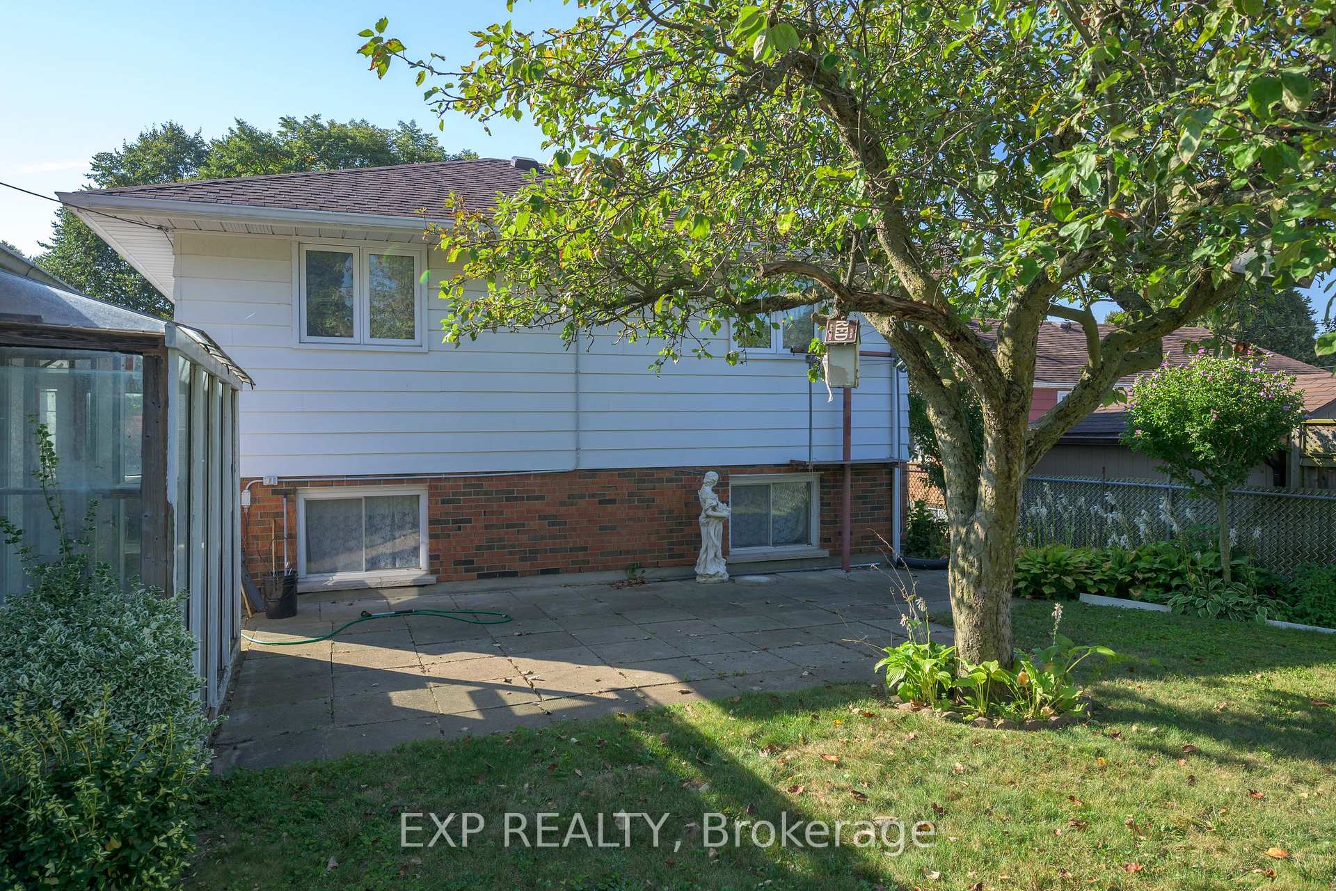Photo 32 of 289 Fairhaven Circle, London, East O — HOMEH