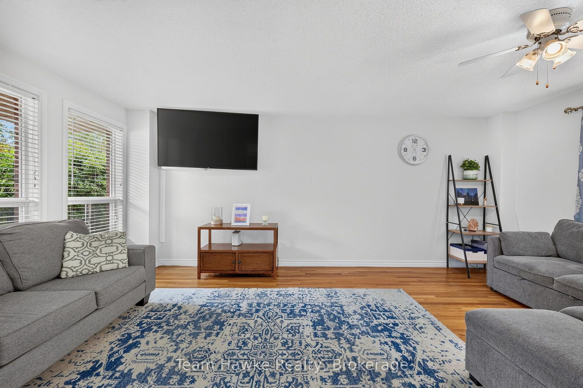 Photo 7 of 1085 Dina Crescent, Midland — HOMEH