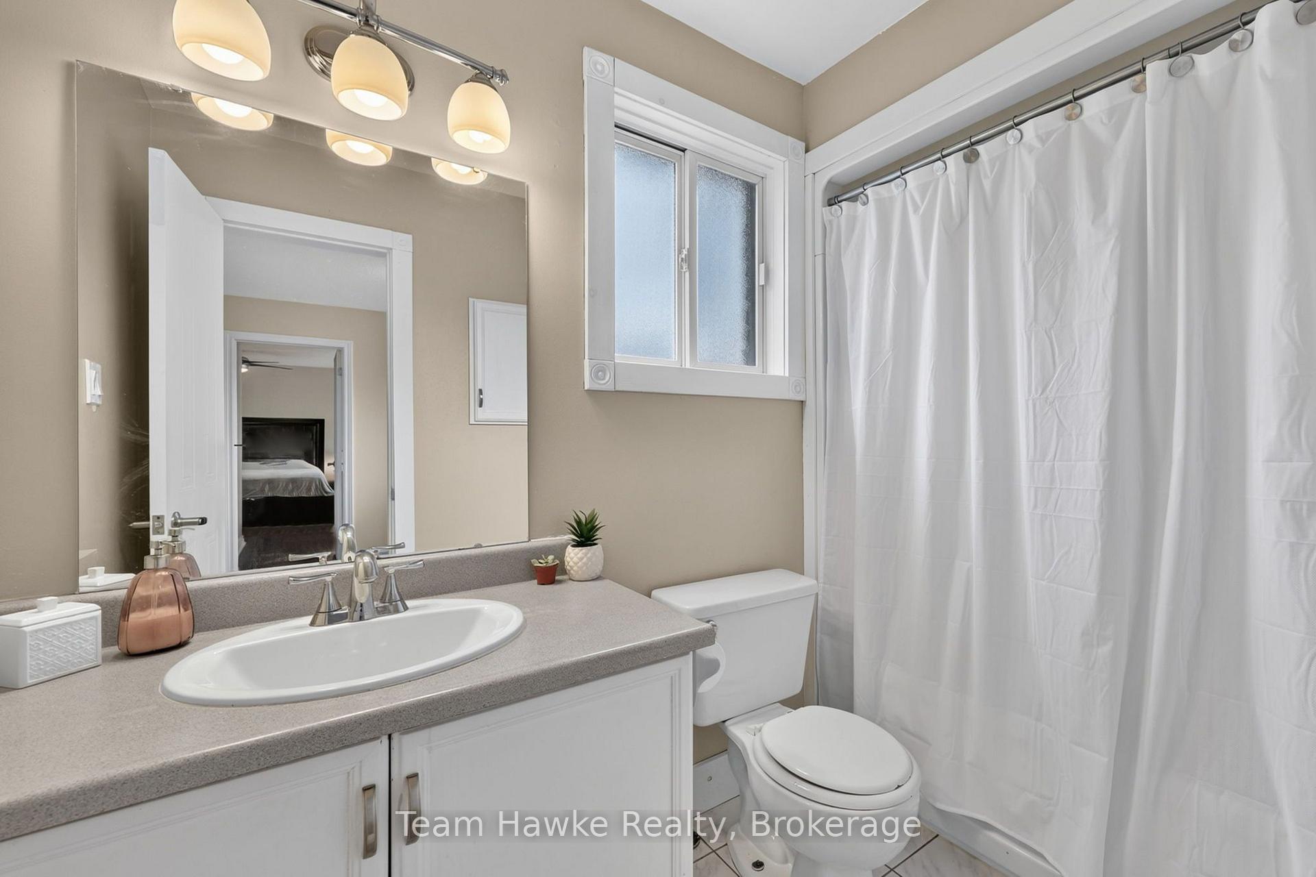 Photo 26 of 1085 Dina Crescent, Midland — HOMEH
