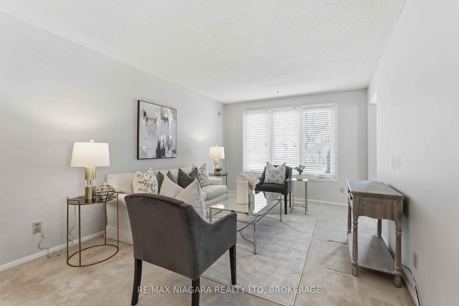 Photo 5 of 6156 Wildrose Crescent, Niagara Falls, Oldfield — HOMEH