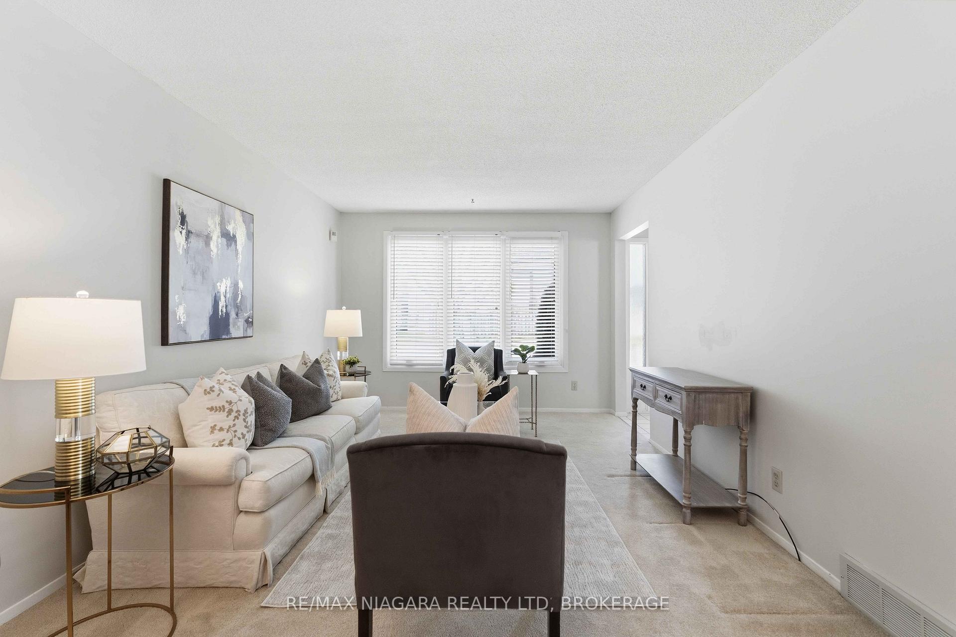Photo 6 of 6156 Wildrose Crescent, Niagara Falls, Oldfield — HOMEH