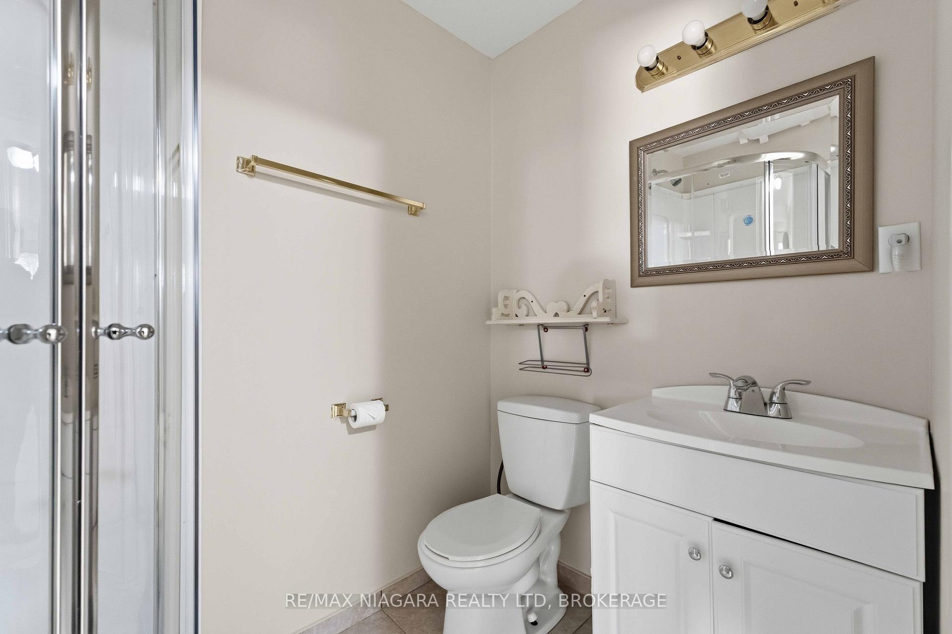 Photo 13 of 6156 Wildrose Crescent, Niagara Falls, Oldfield — HOMEH