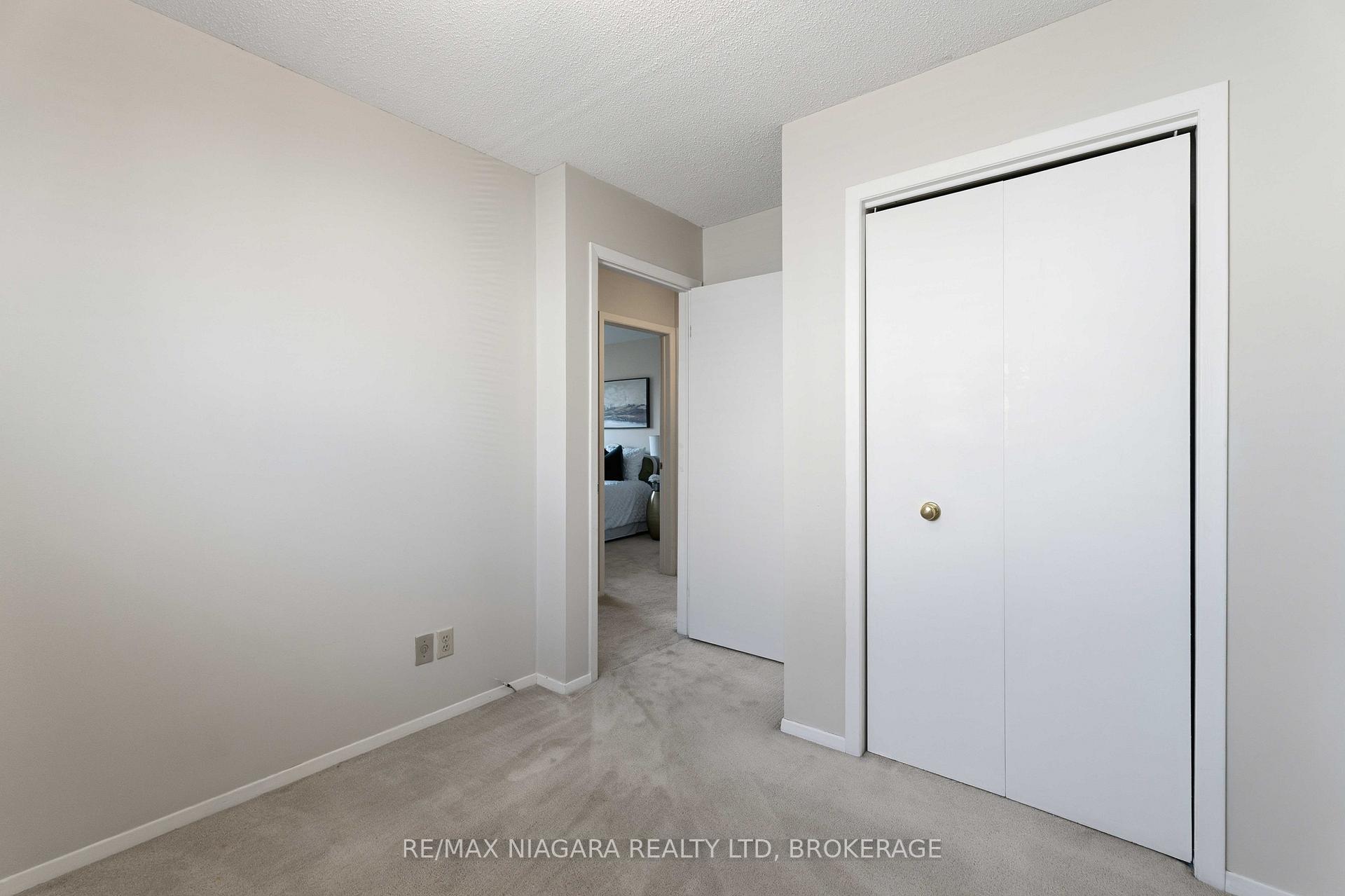 Photo 18 of 6156 Wildrose Crescent, Niagara Falls, Oldfield — HOMEH