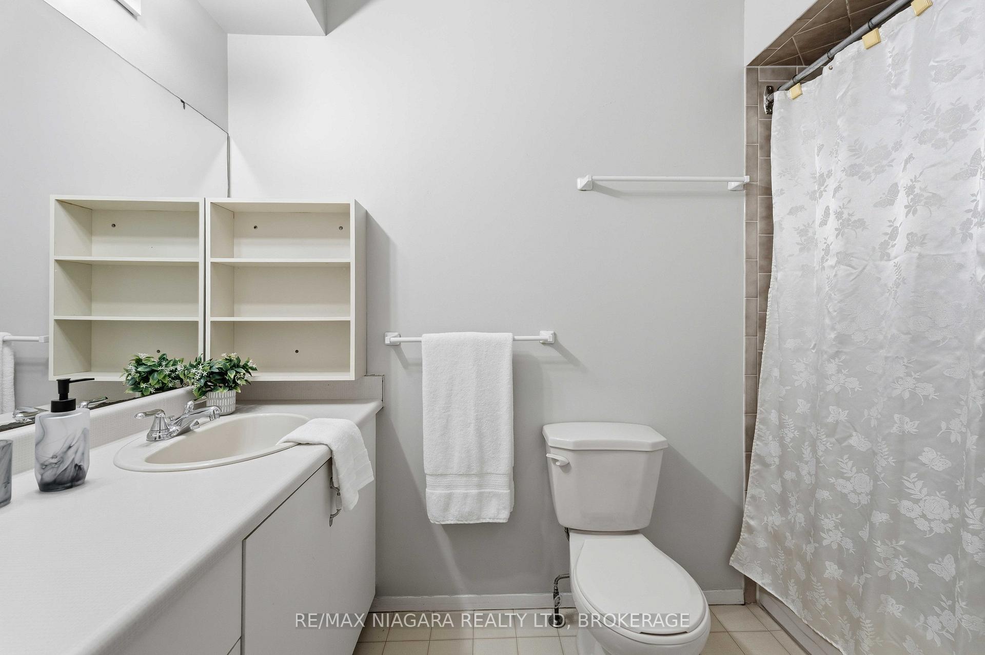 Photo 24 of 6156 Wildrose Crescent, Niagara Falls, Oldfield — HOMEH
