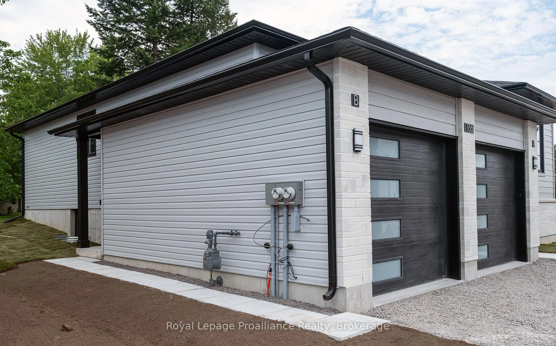 Photo 7 of Unit B, 166 Sienna Avenue, Belleville, Belleville Ward — HOMEH