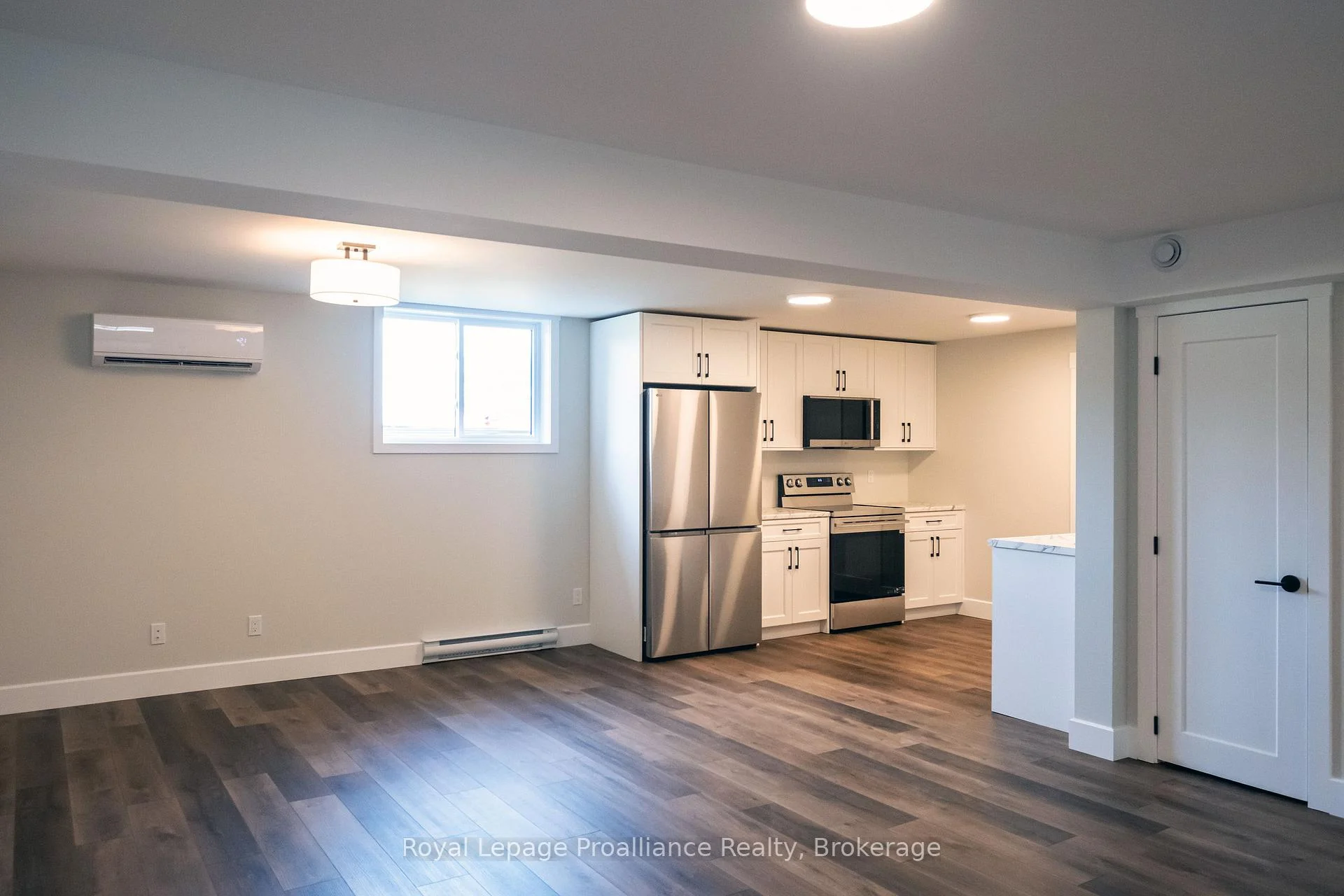 Photo 10 of Unit B, 166 Sienna Avenue, Belleville, Belleville Ward — HOMEH