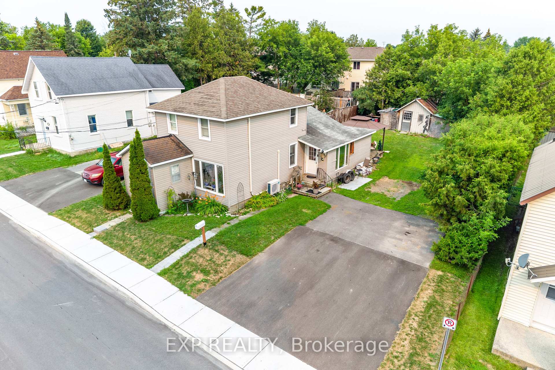 Photo 1 of 111 Macdonald Street, Arnprior, Arnprior — HOMEH