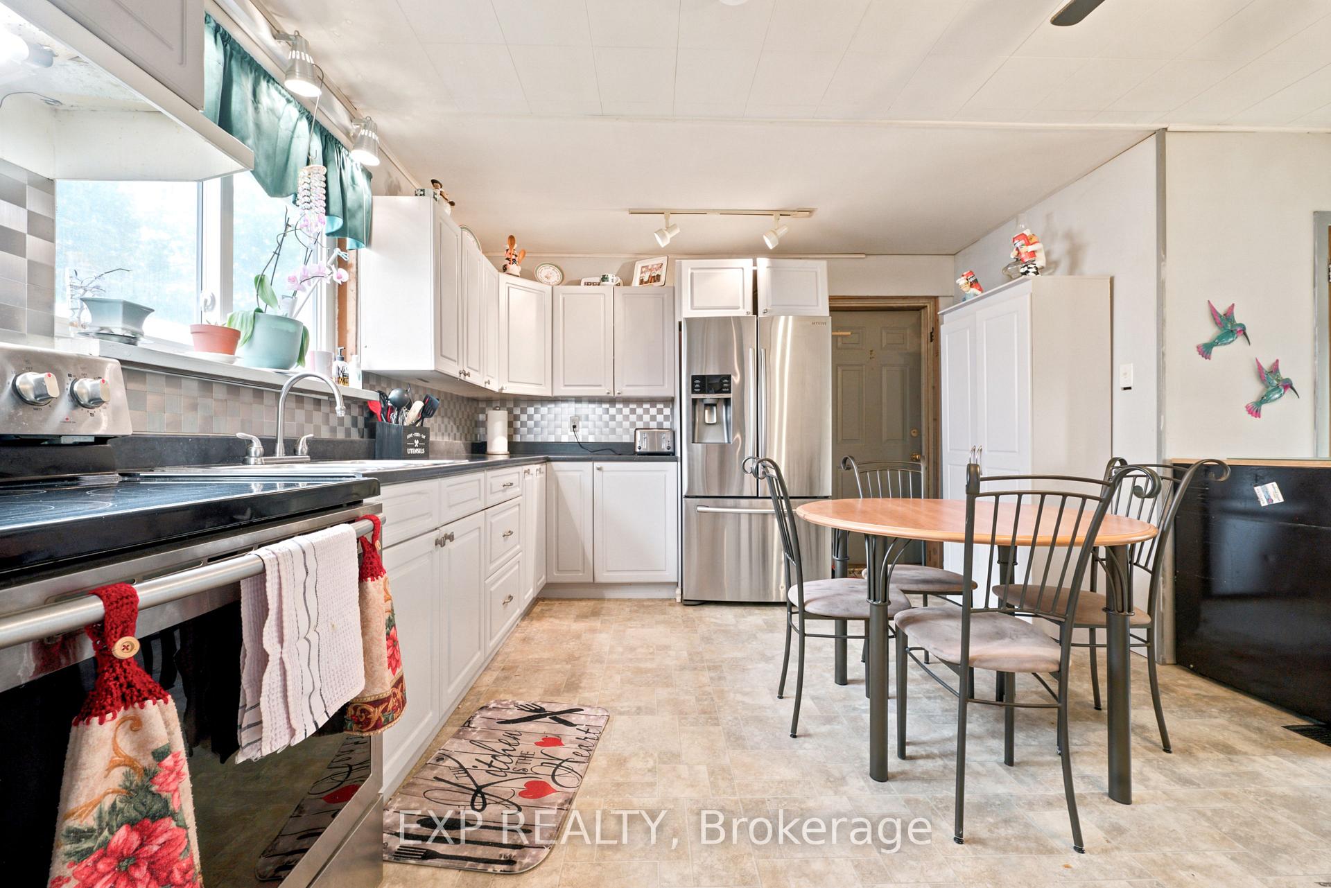 Photo 18 of 111 Macdonald Street, Arnprior, Arnprior — HOMEH