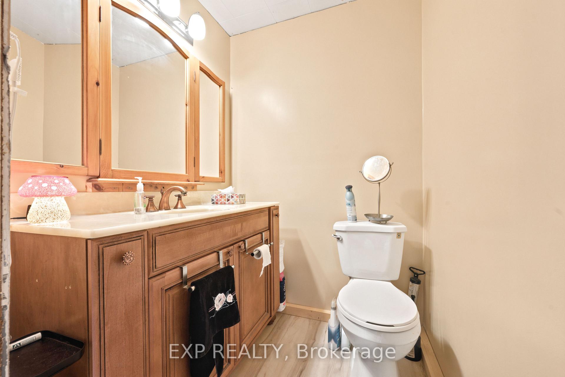 Photo 20 of 111 Macdonald Street, Arnprior, Arnprior — HOMEH