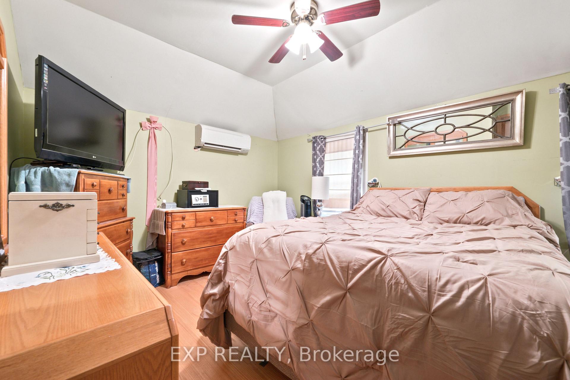 Photo 29 of 111 Macdonald Street, Arnprior, Arnprior — HOMEH