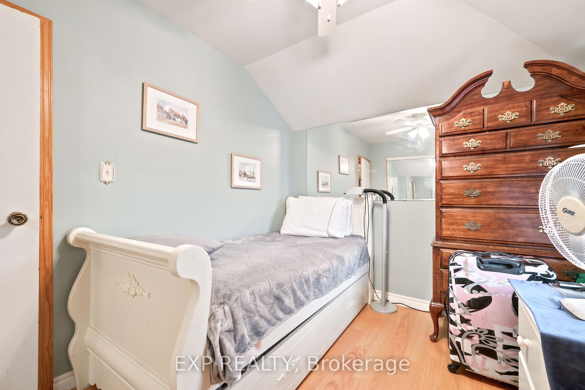 Photo 31 of 111 Macdonald Street, Arnprior, Arnprior — HOMEH
