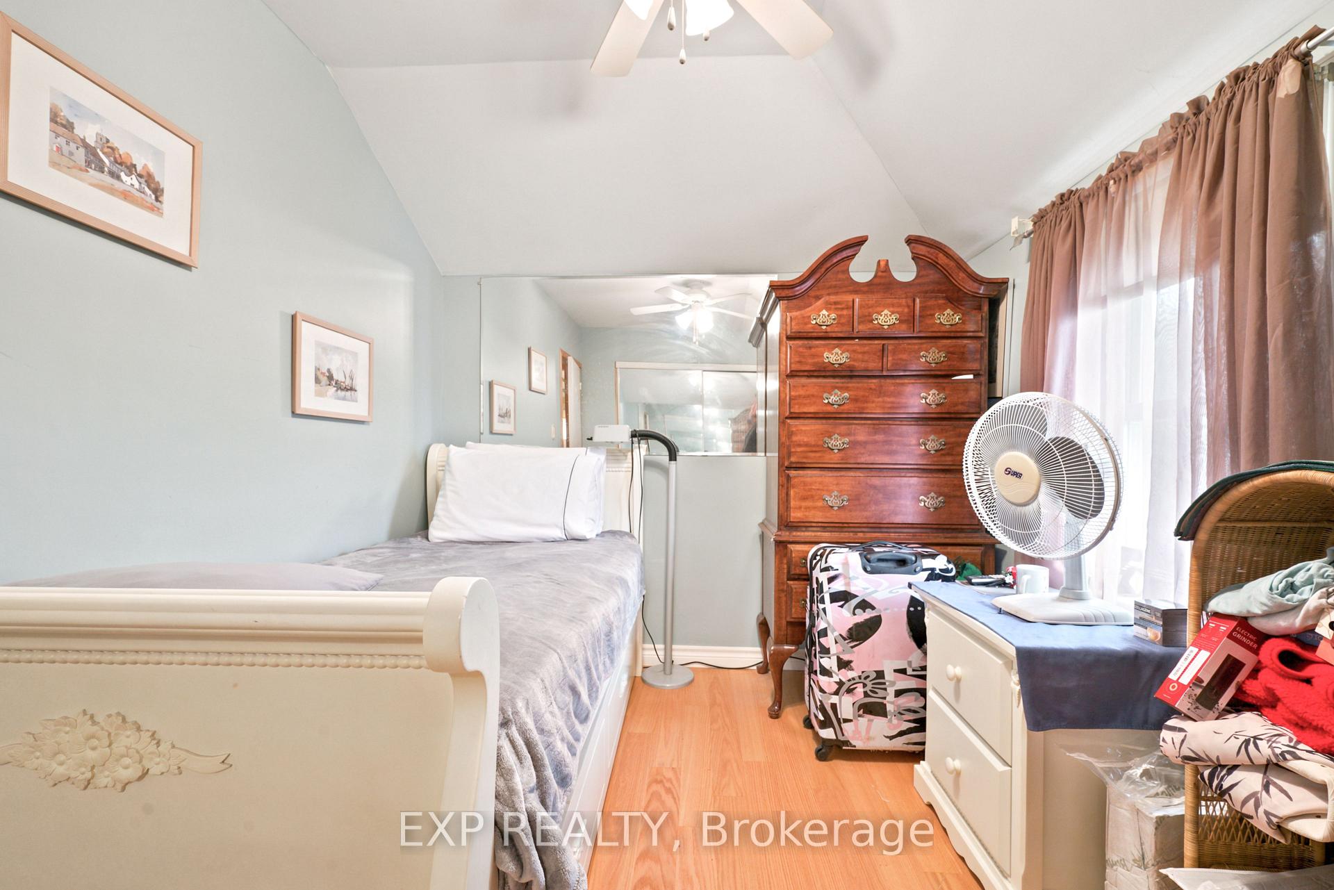 Photo 32 of 111 Macdonald Street, Arnprior, Arnprior — HOMEH