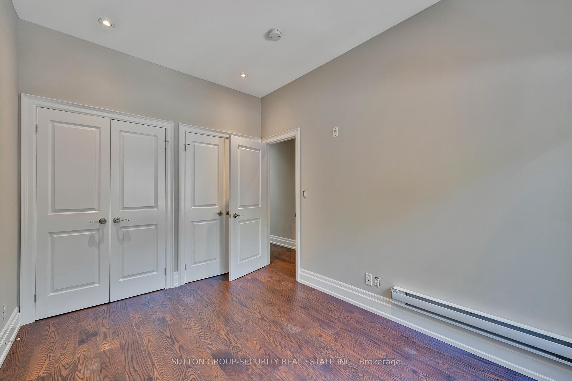 Photo 11 of Unit 3, 62 Lippincott Street, Toronto, Kensington-Chinatown — HOMEH