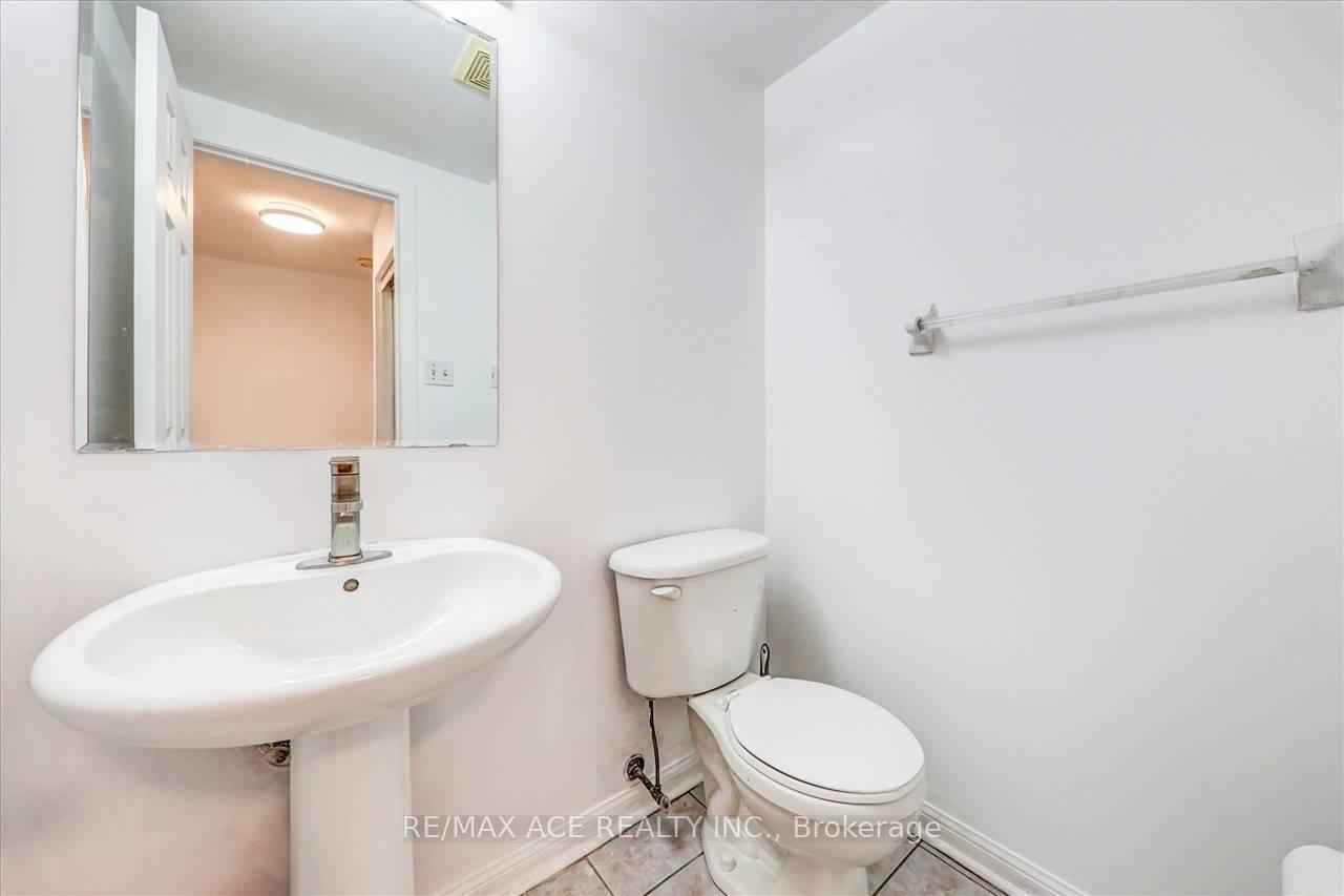 Photo 8 of 35 Pitchpine Drive, Scarborough, Rouge — HOMEH