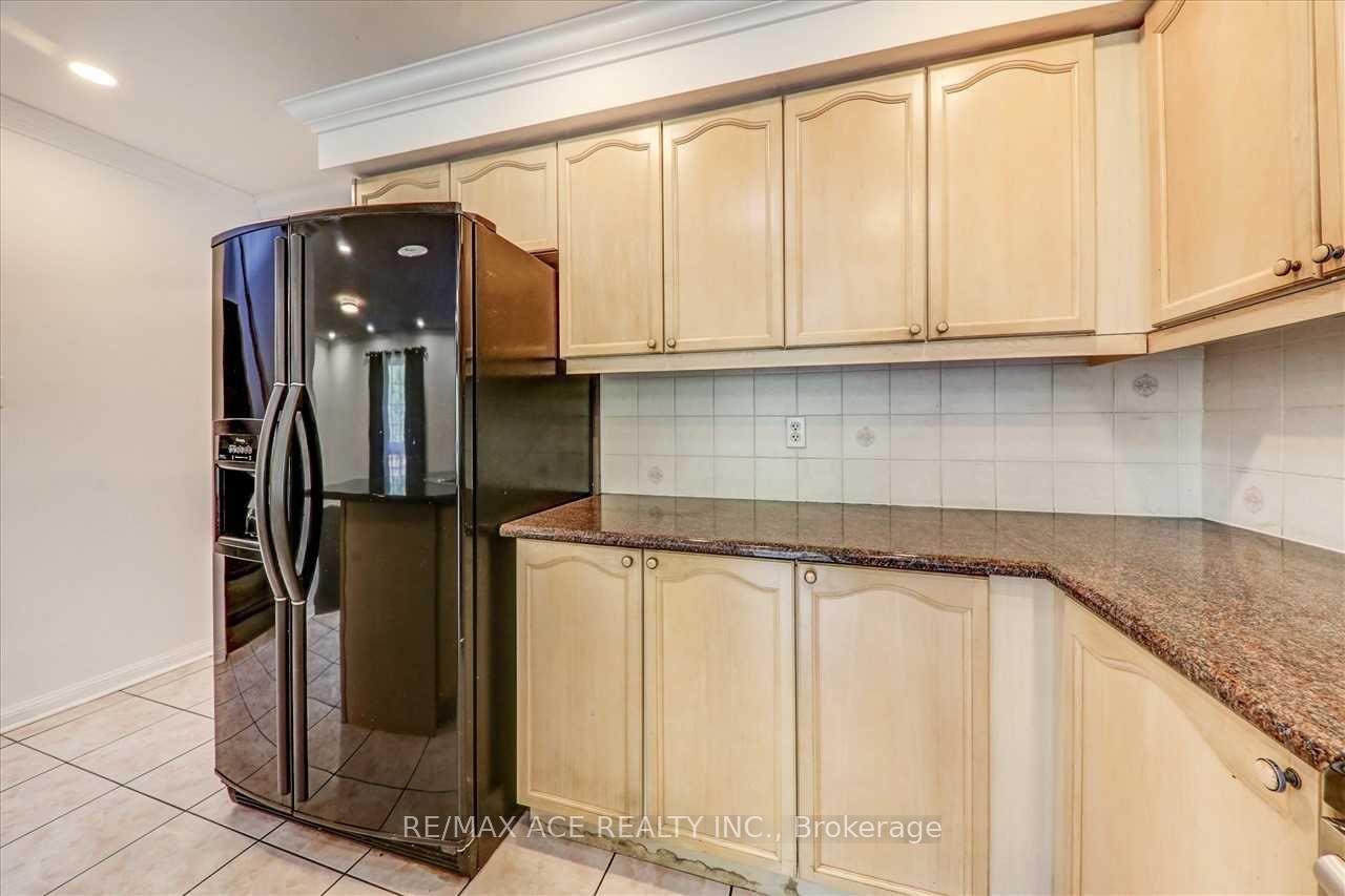 Photo 15 of 35 Pitchpine Drive, Scarborough, Rouge — HOMEH
