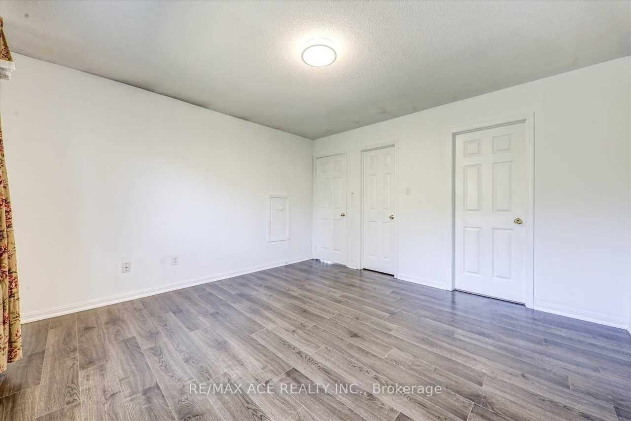 Photo 27 of 35 Pitchpine Drive, Scarborough, Rouge — HOMEH