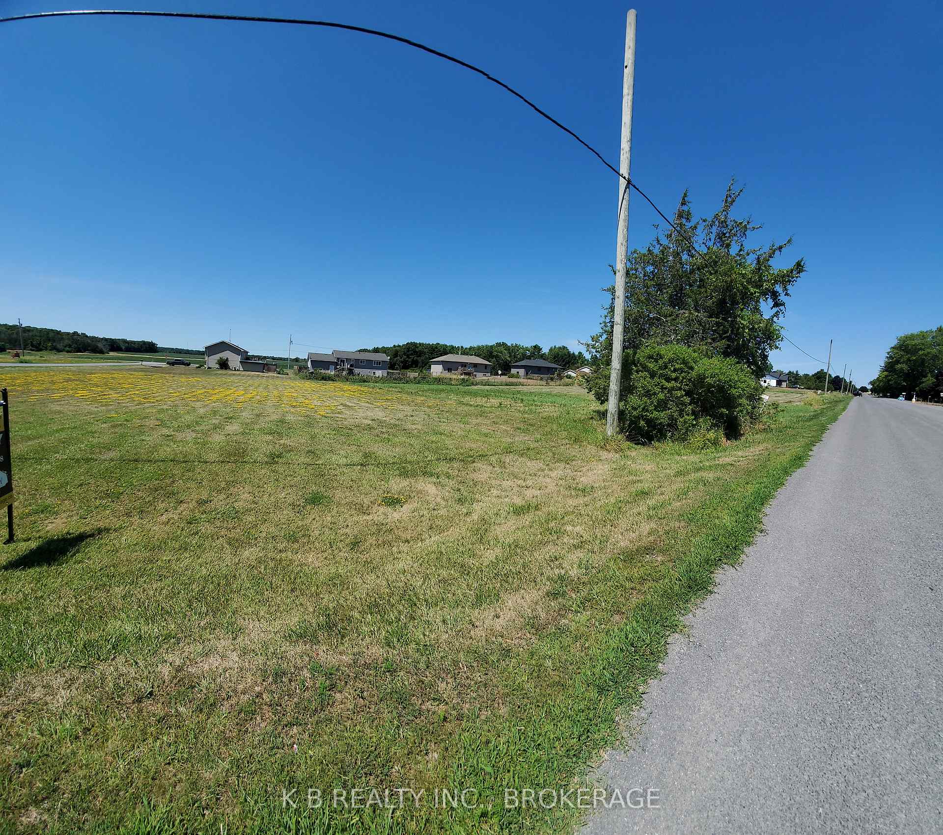 Photo 3 of 129 Bayview Drive, Greater Napanee, Greater Napanee — HOMEH